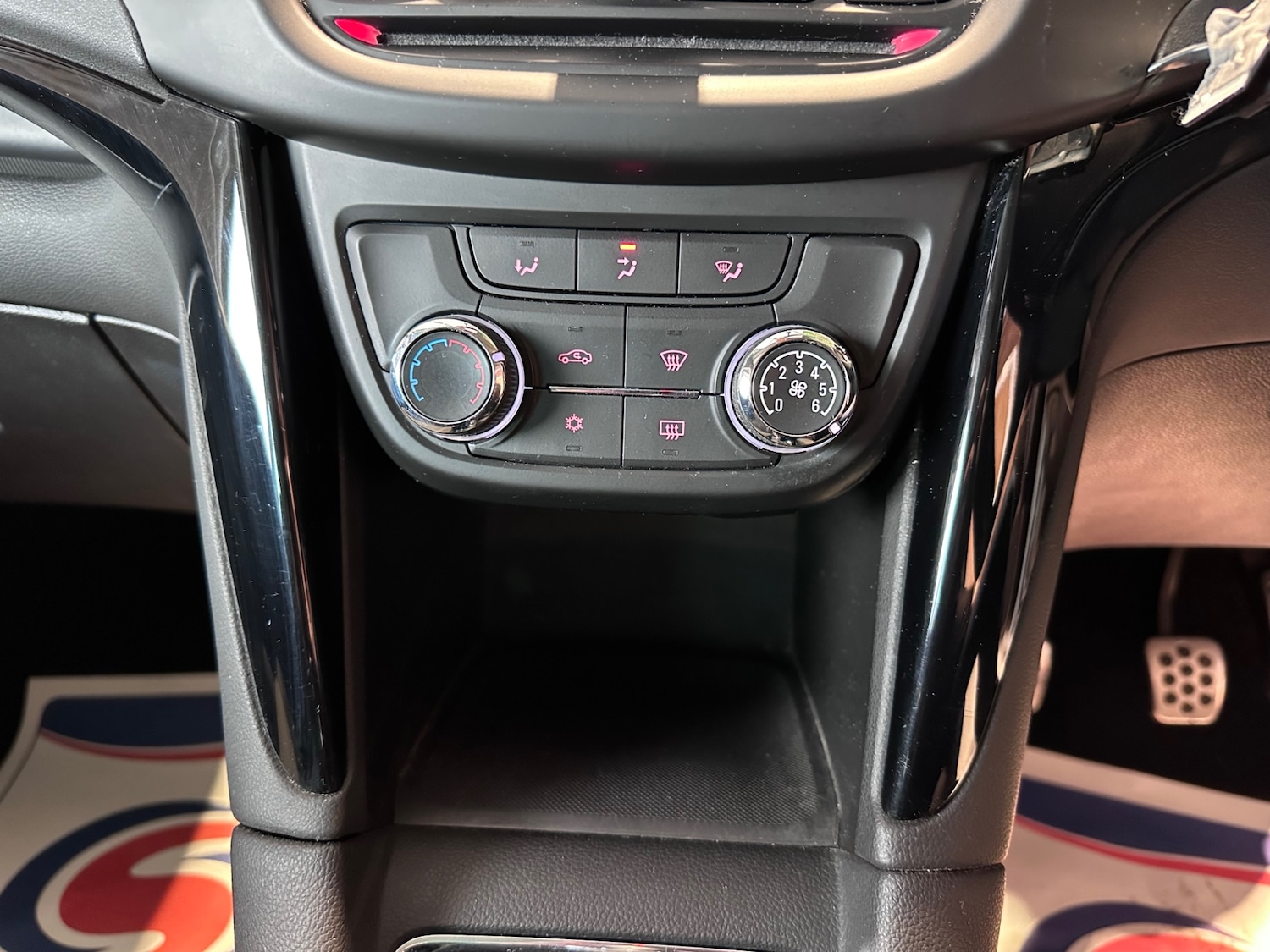 Used Vauxhall Zafira 2014 for sale - 77776415: Photo 28