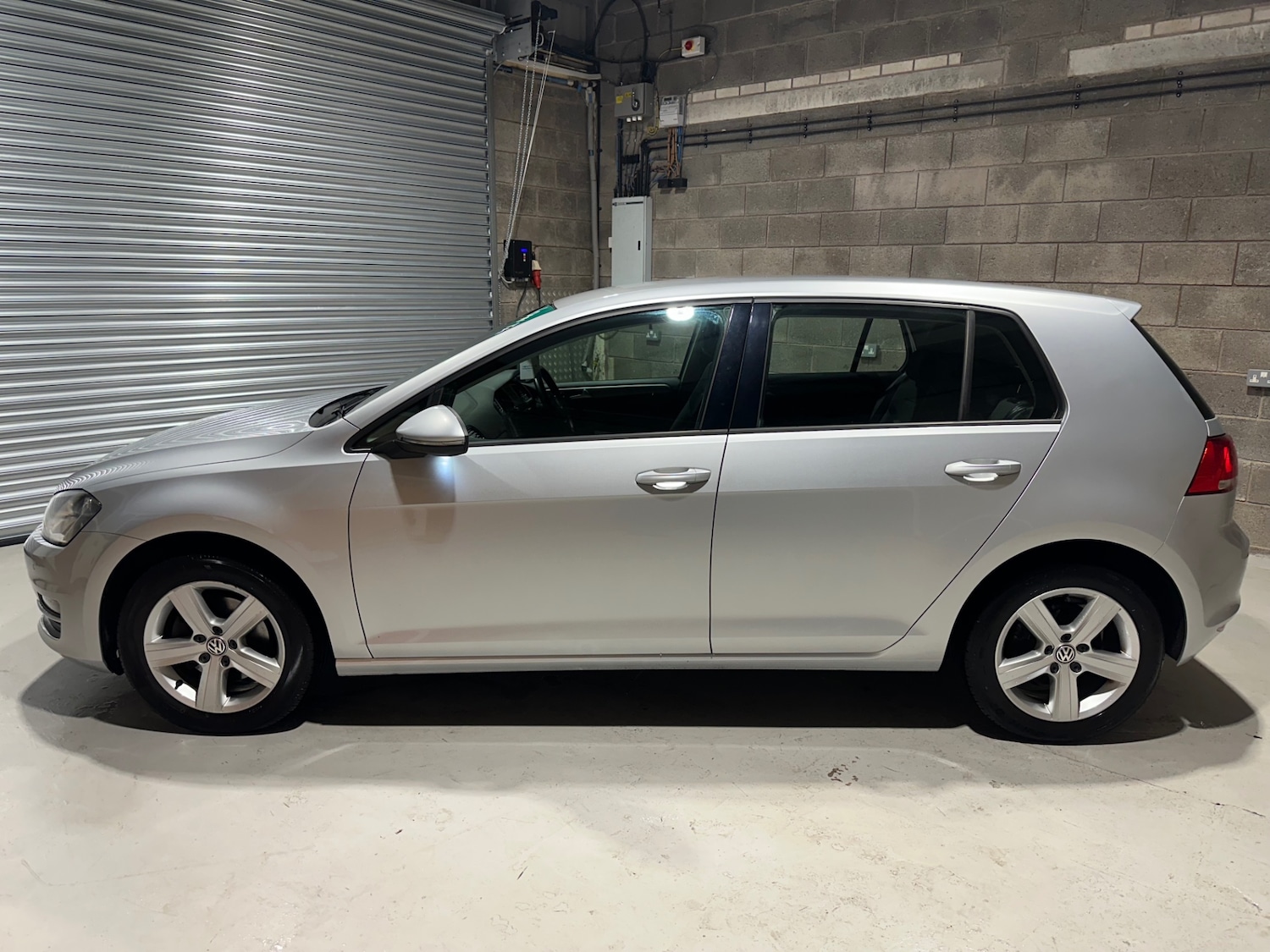 Used Volkswagen Golf 2015 for sale - 76945957: Photo 12