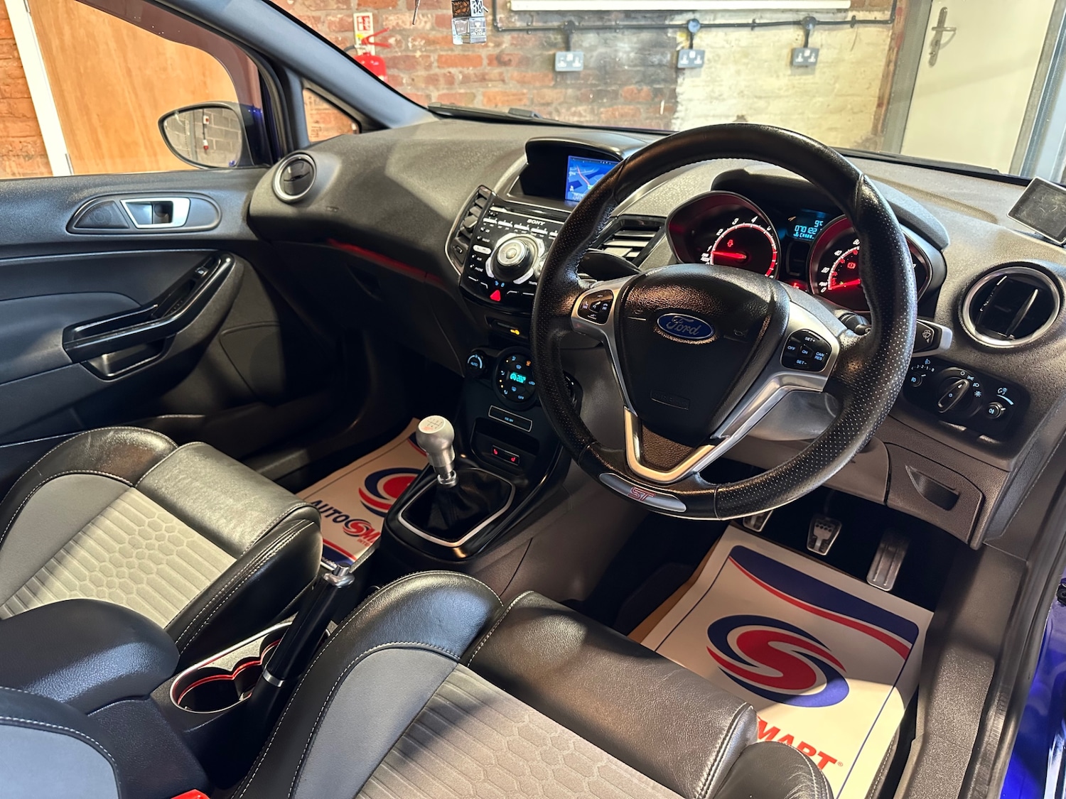 Used Ford Fiesta 2015 for sale - 77168780: Photo 15