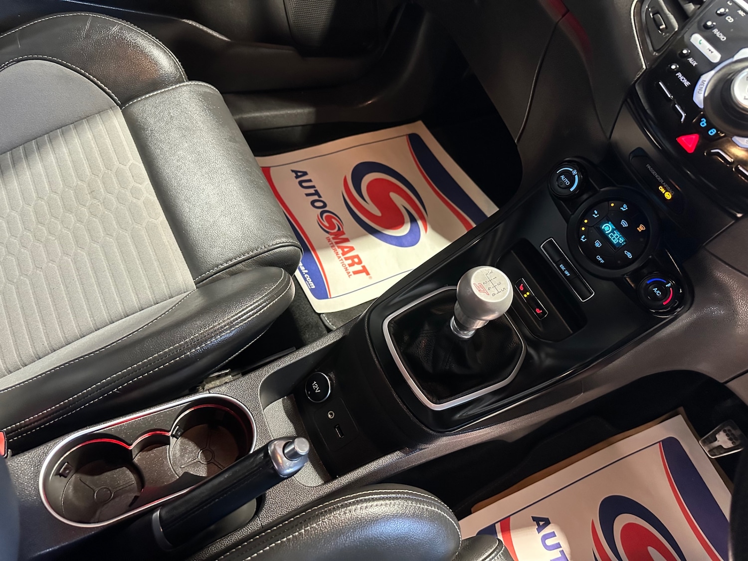 Used Ford Fiesta 2015 for sale - 77168780: Photo 29