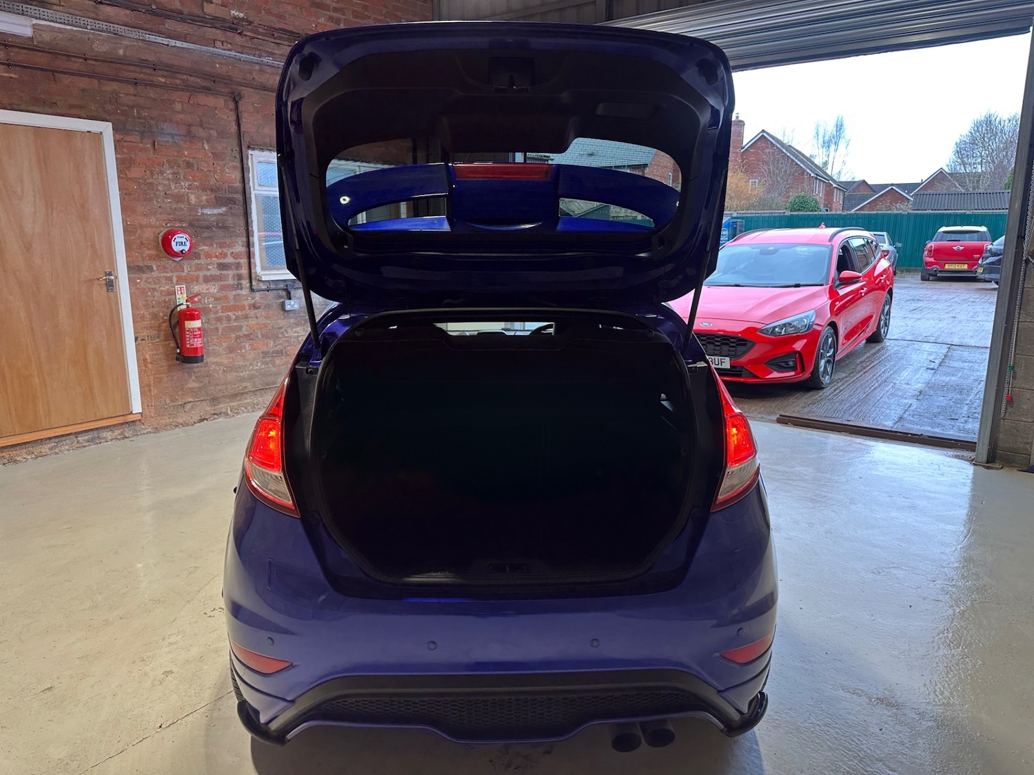 Used Ford Fiesta 2015 for sale - 77168780: Photo 33