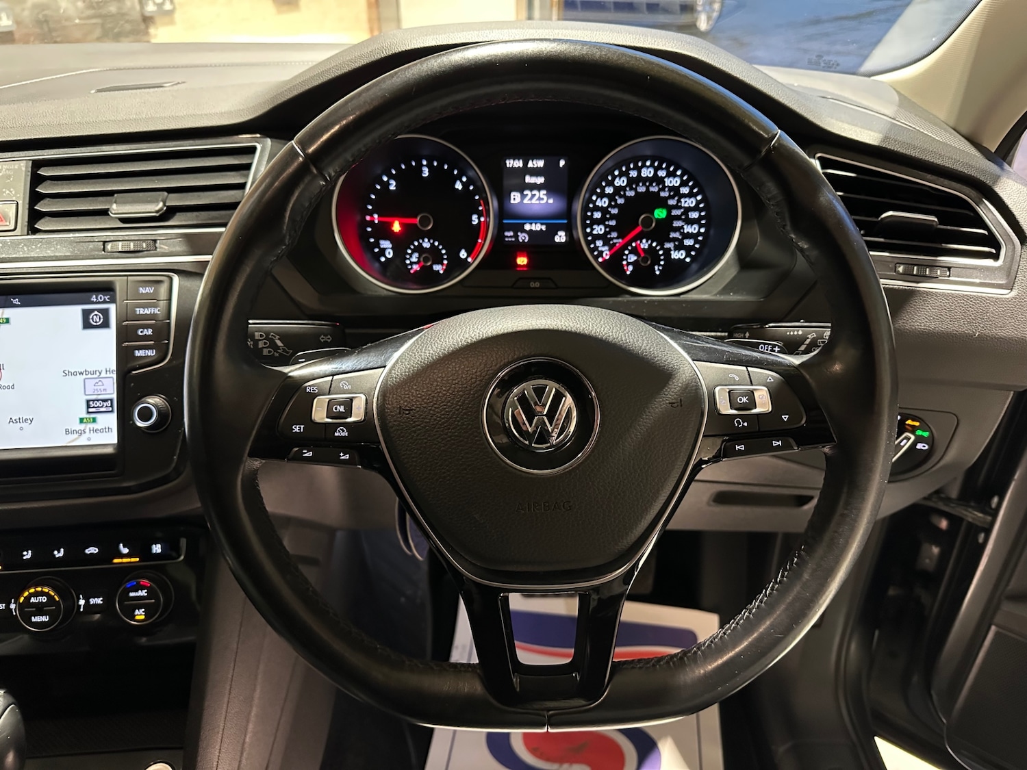 Used Volkswagen Tiguan 2016 for sale - 77137927: Photo 17