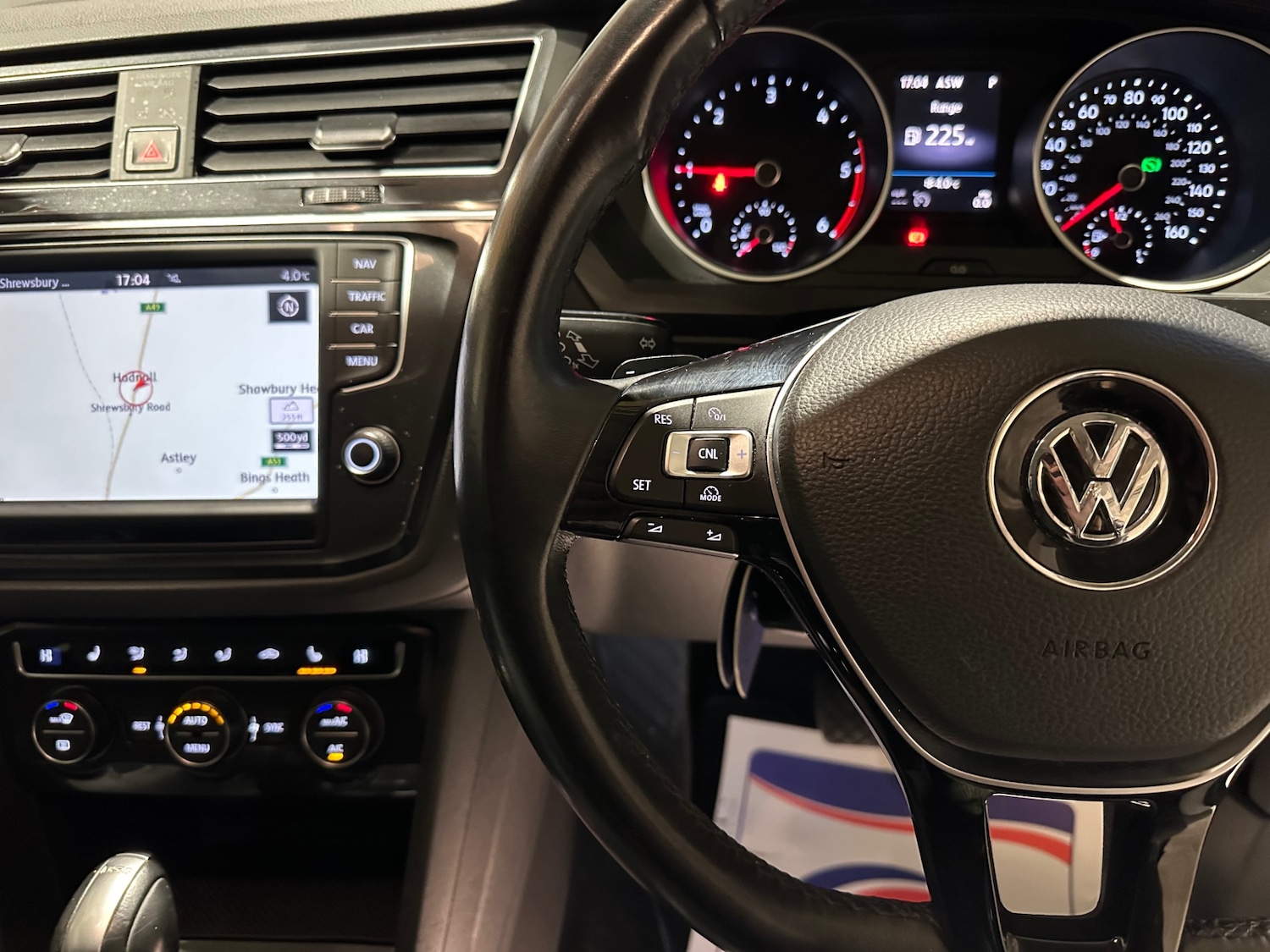 Used Volkswagen Tiguan 2016 for sale - 77137927: Photo 18