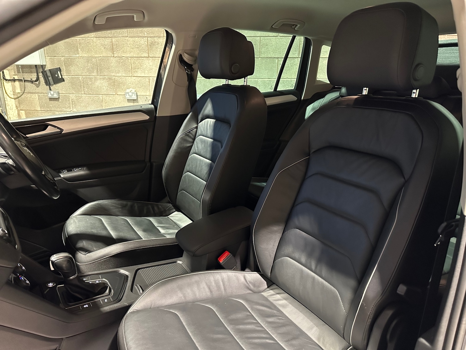 Used Volkswagen Tiguan 2016 for sale - 77137927: Photo 37