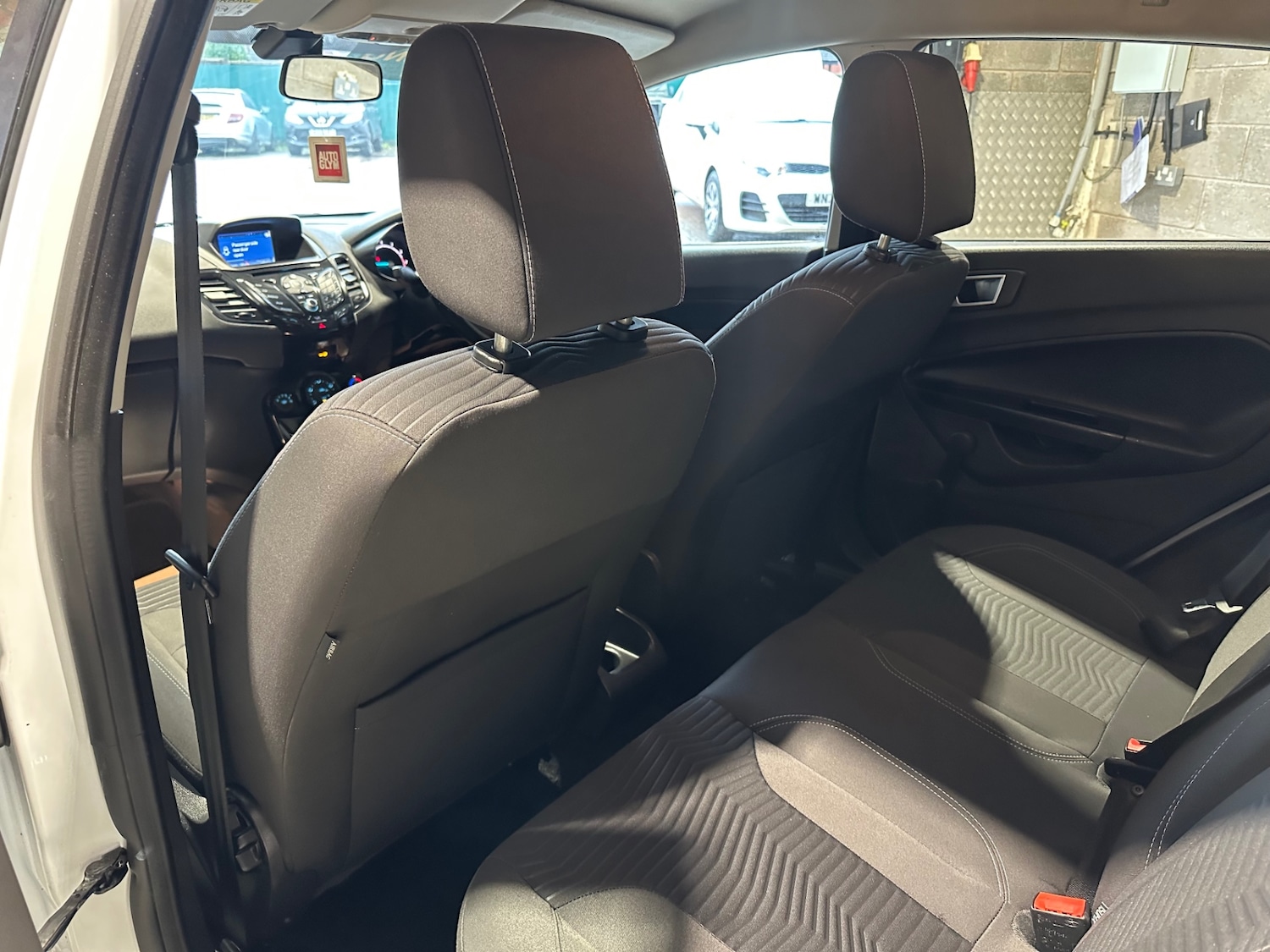 Used Ford Fiesta 2017 for sale - 76807744: Photo 36