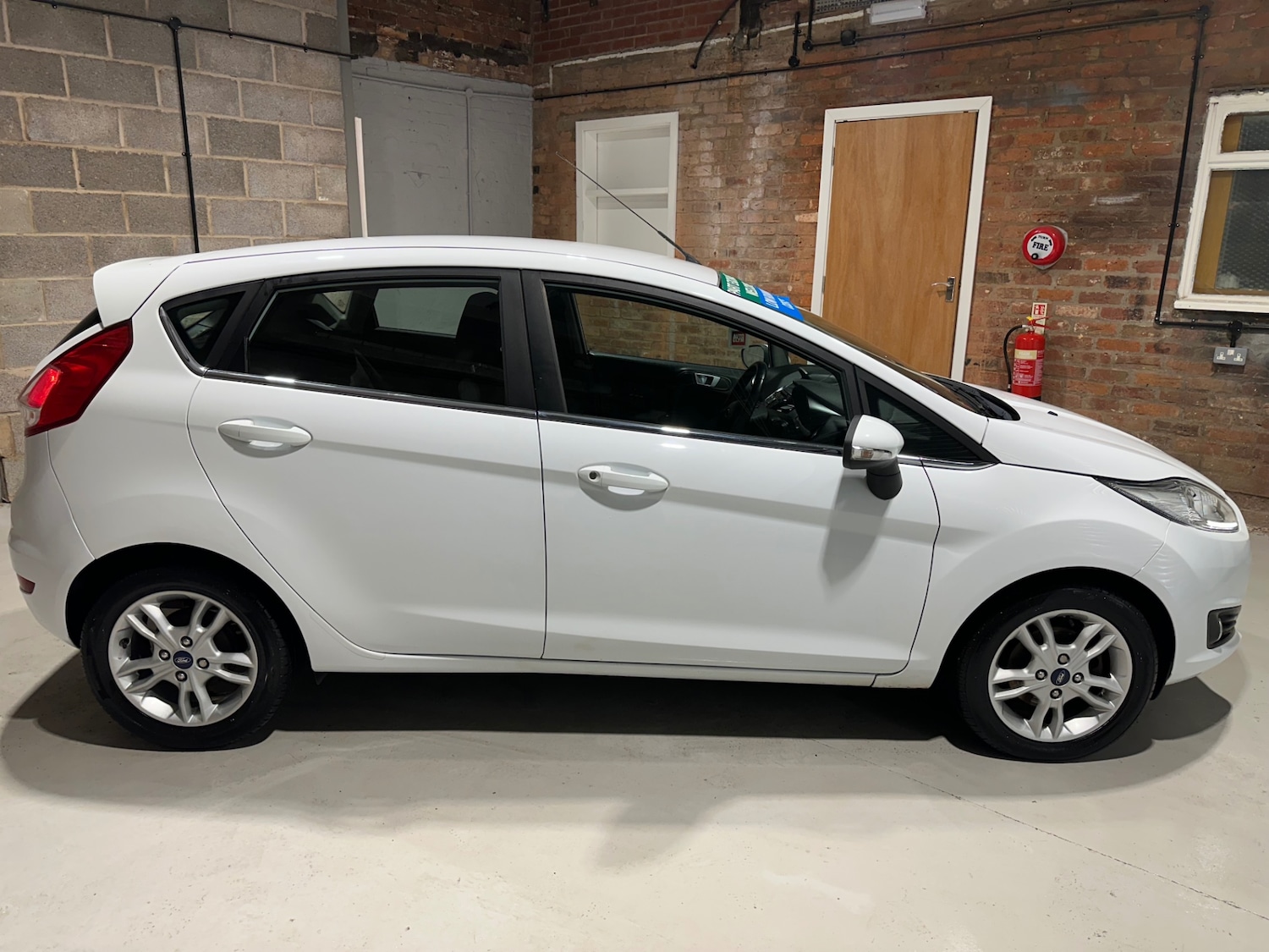 Used Ford Fiesta 2017 for sale - 76807744: Photo 6