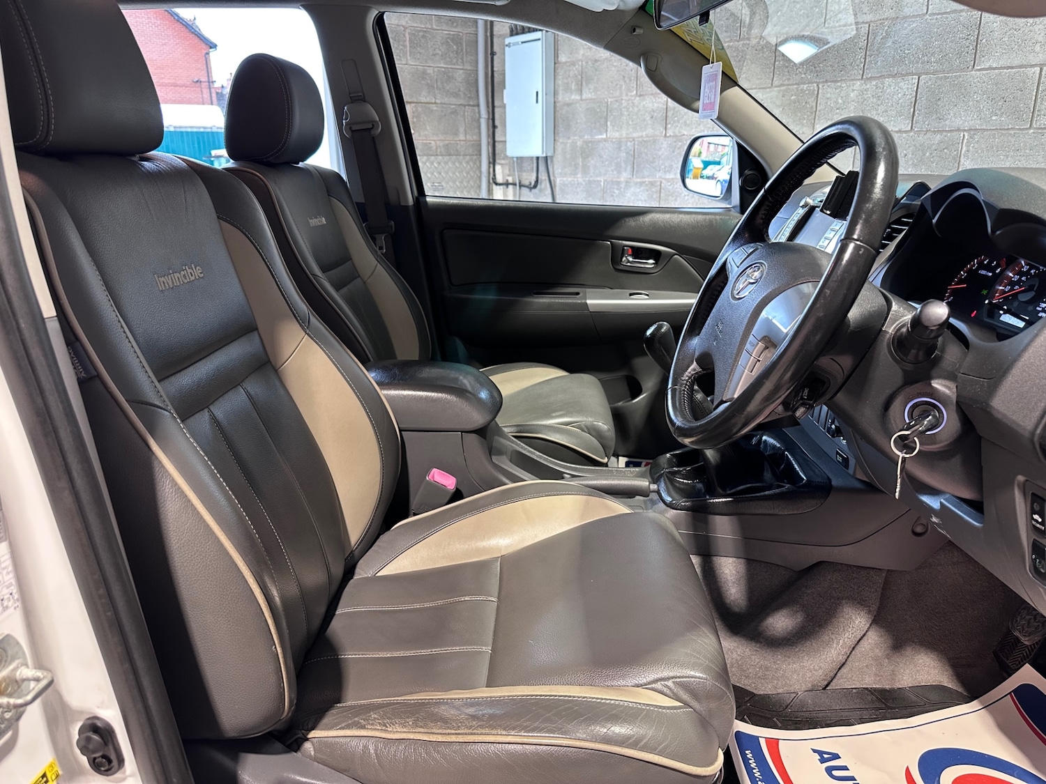 Used Toyota Hilux 2012 for sale - 77801821: Photo 23