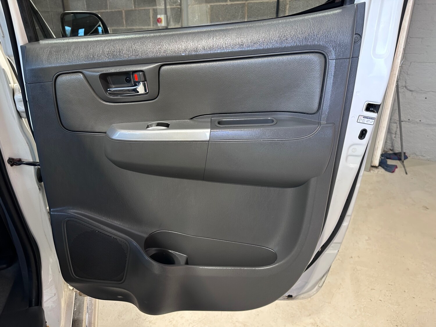 Used Toyota Hilux 2012 for sale - 77801821: Photo 24