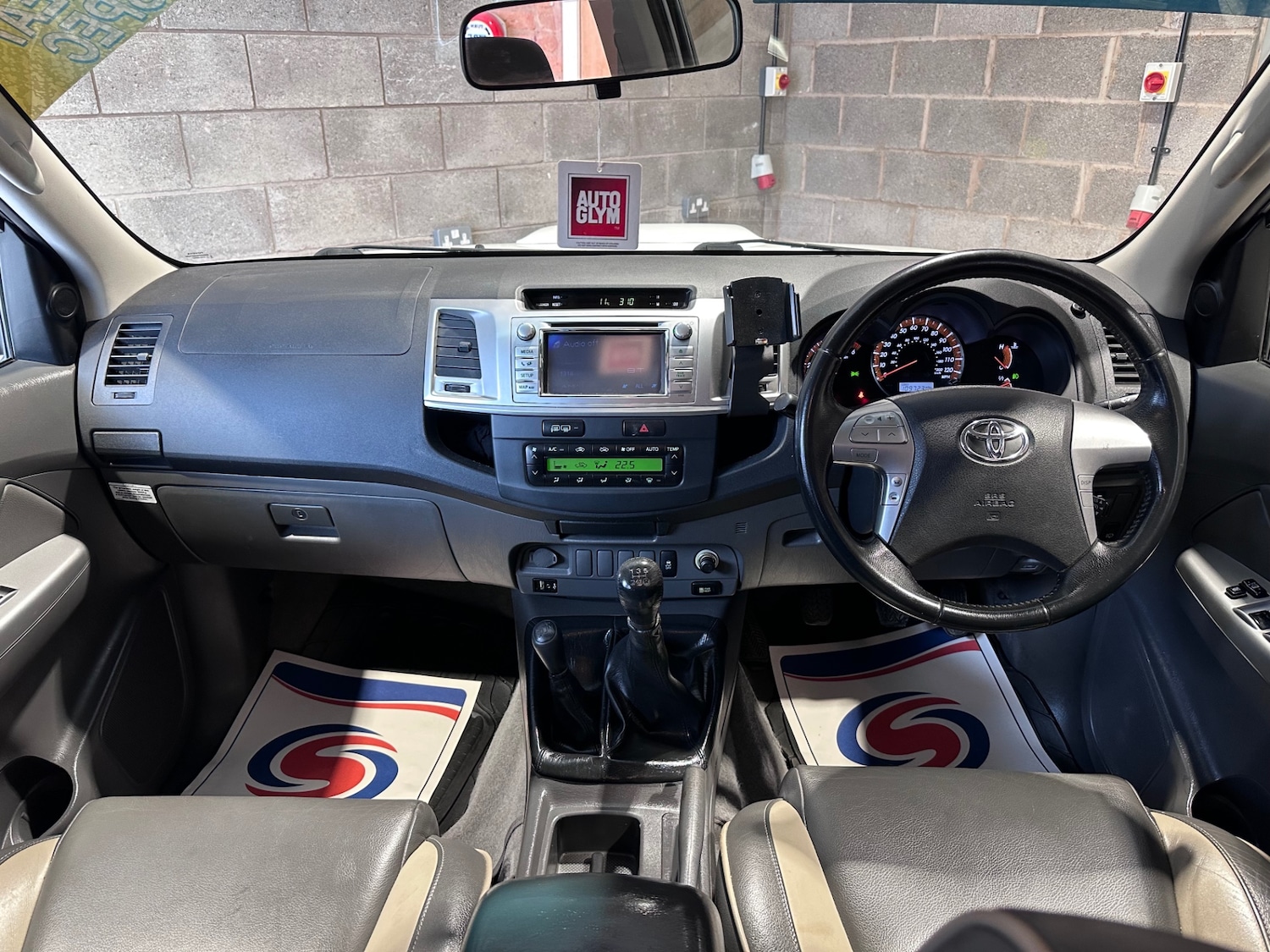 Used Toyota Hilux 2012 for sale - 77801821: Photo 39