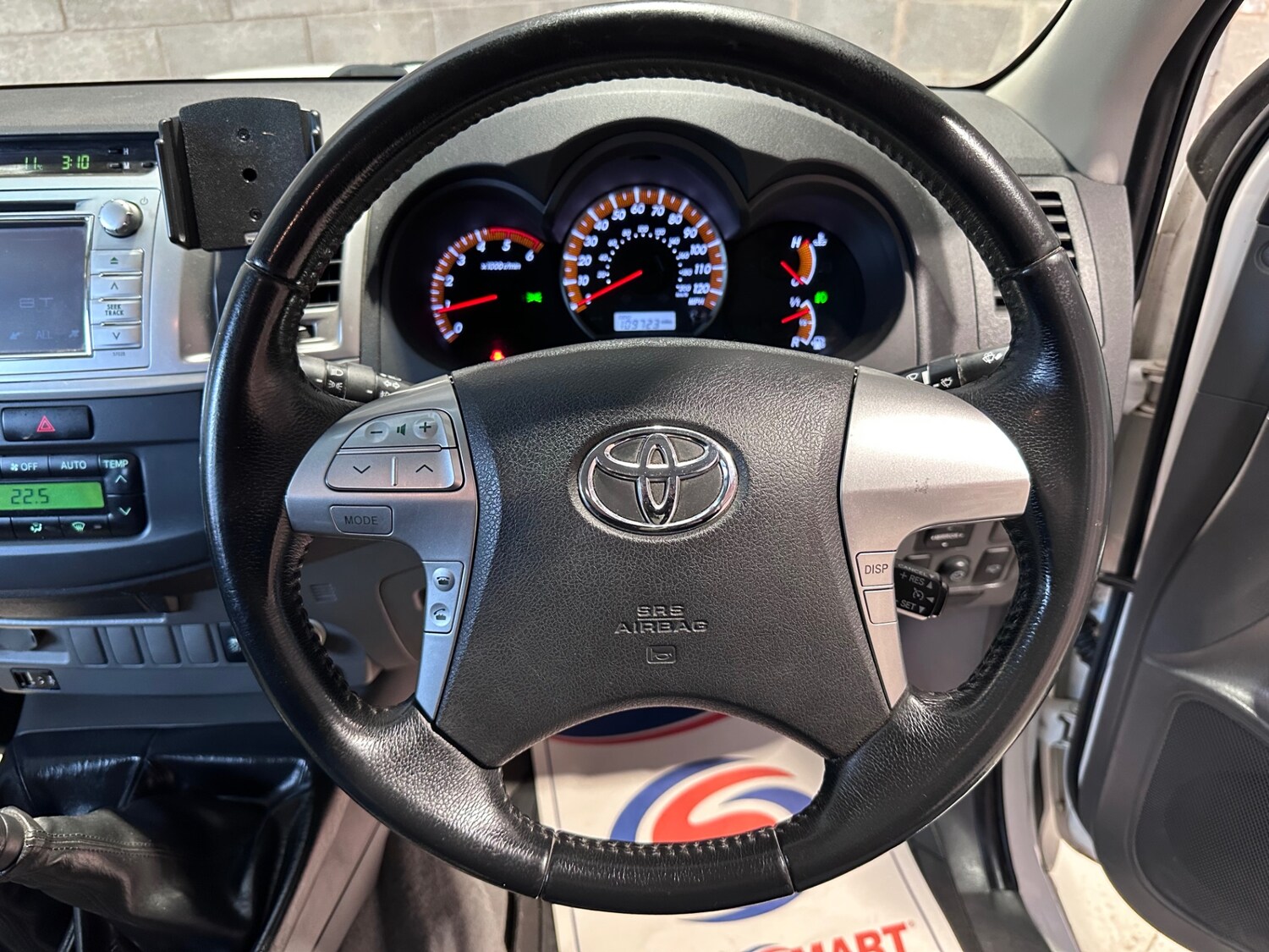 Used Toyota Hilux 2012 for sale - 77801821: Photo 41