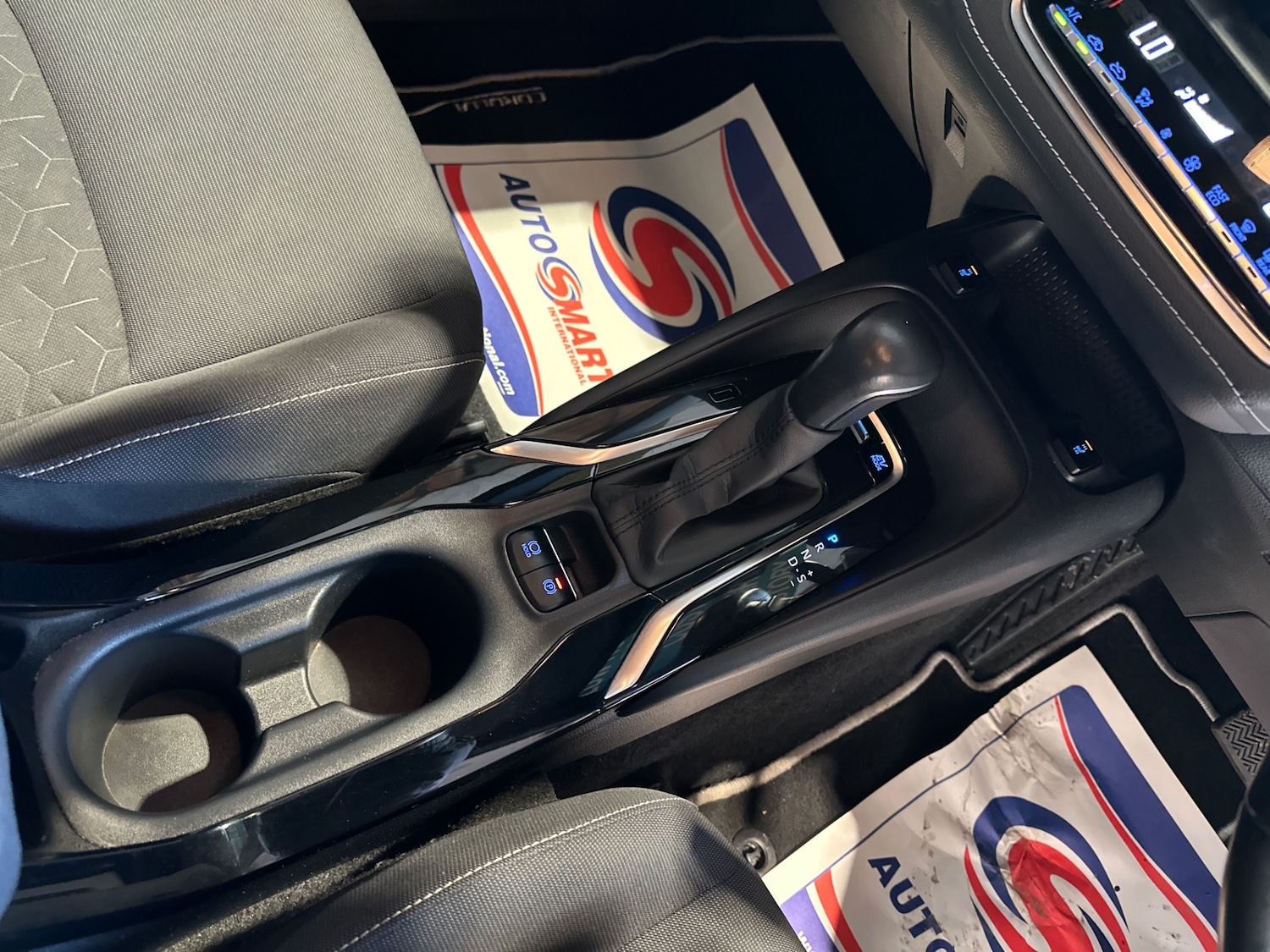 Used Toyota Corolla 2019 for sale - 77223363: Photo 33