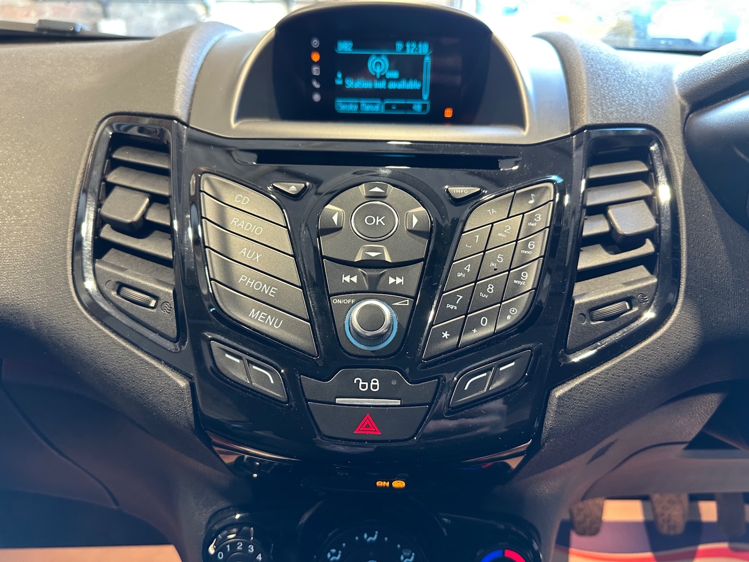 Used Ford Fiesta 2015 for sale - 76650794: Photo 21