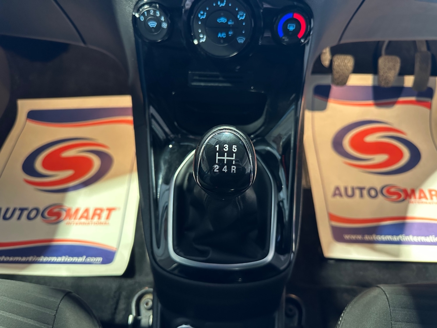 Used Ford Fiesta 2015 for sale - 76650794: Photo 23