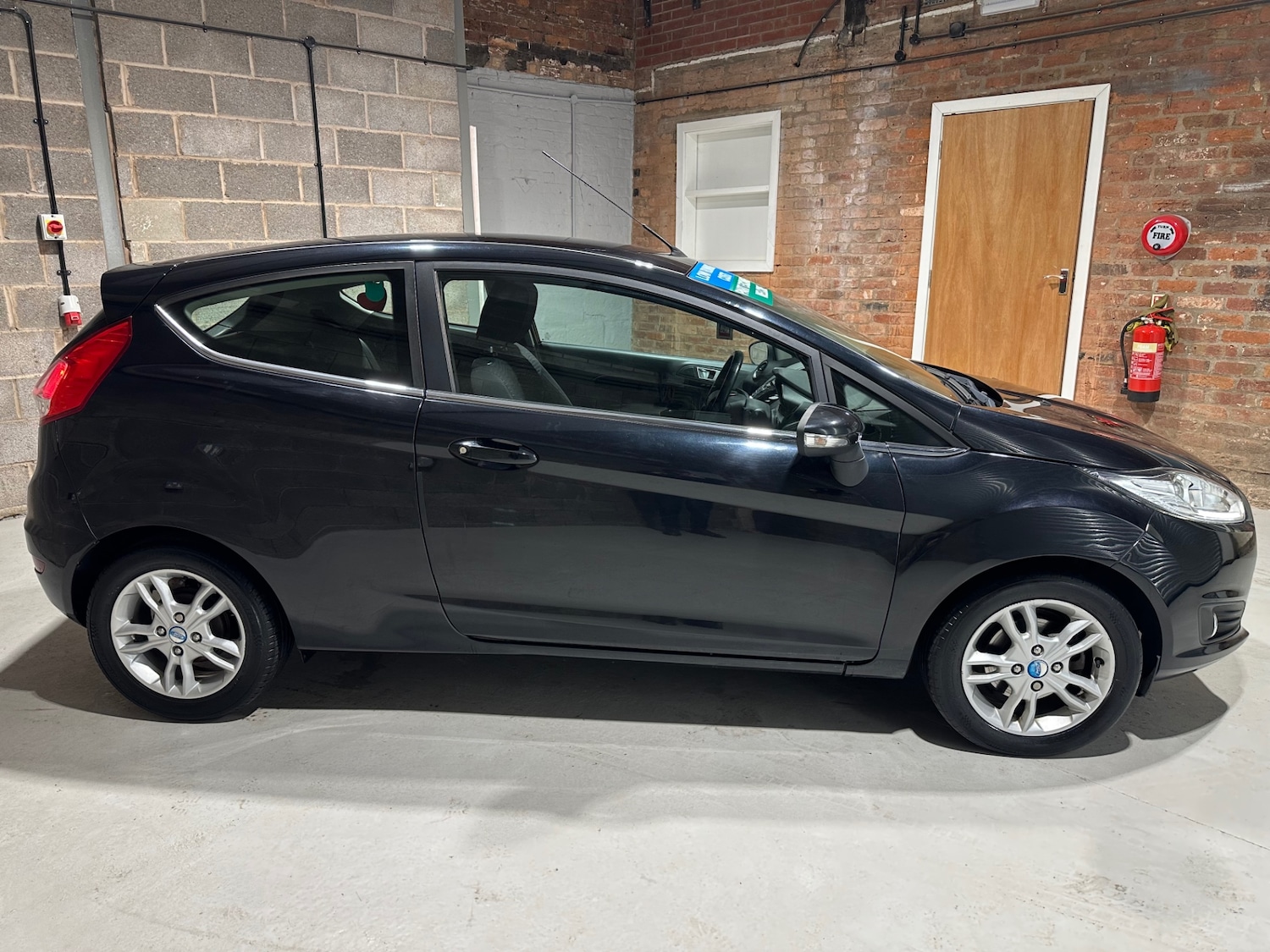Used Ford Fiesta 2015 for sale - 76650794: Photo 6