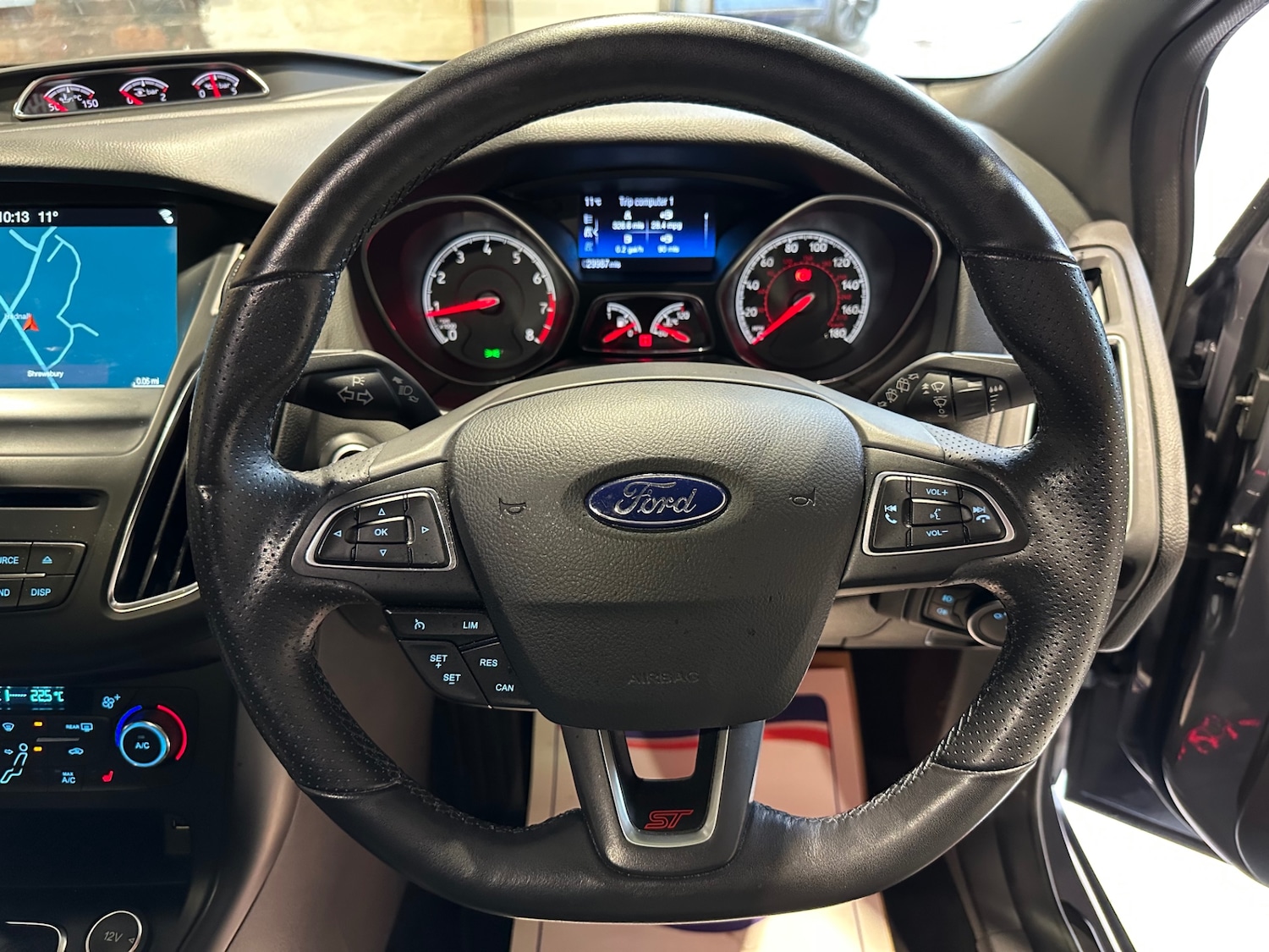 Used Ford Focus 2017 for sale - 76877643: Photo 17