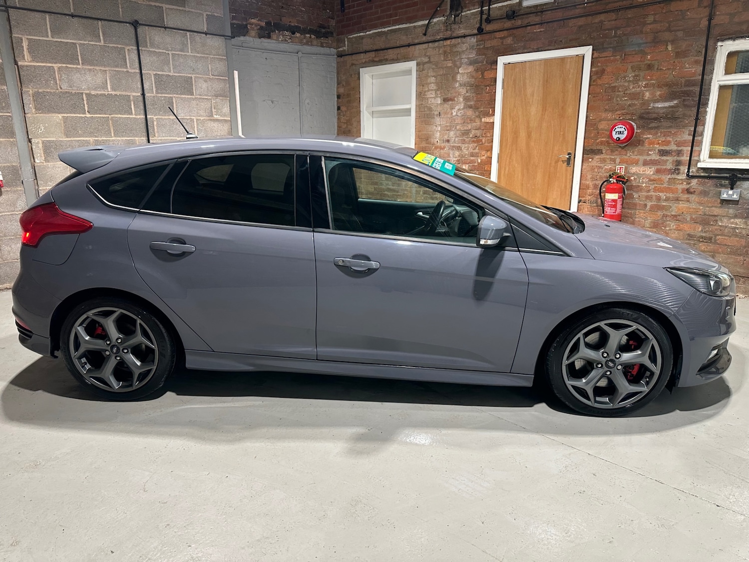 Used Ford Focus 2017 for sale - 76877643: Photo 4