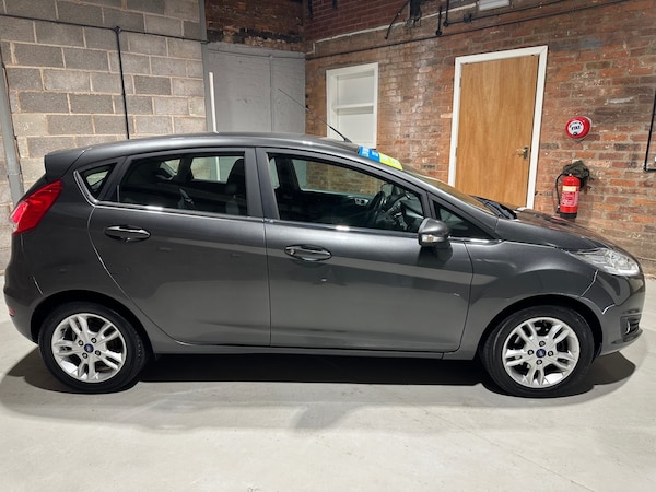 Used Ford Fiesta 2016 for sale - 76184206: Photo 4
