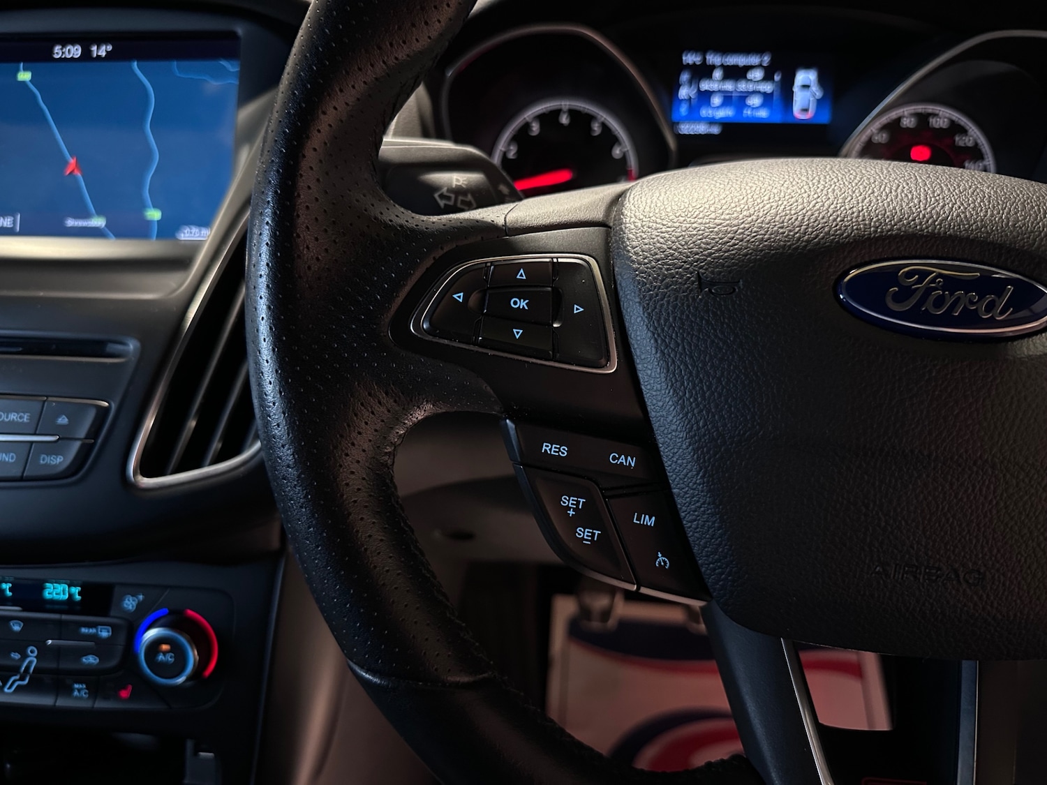 Used Ford Focus 2017 for sale - 77665804: Photo 29