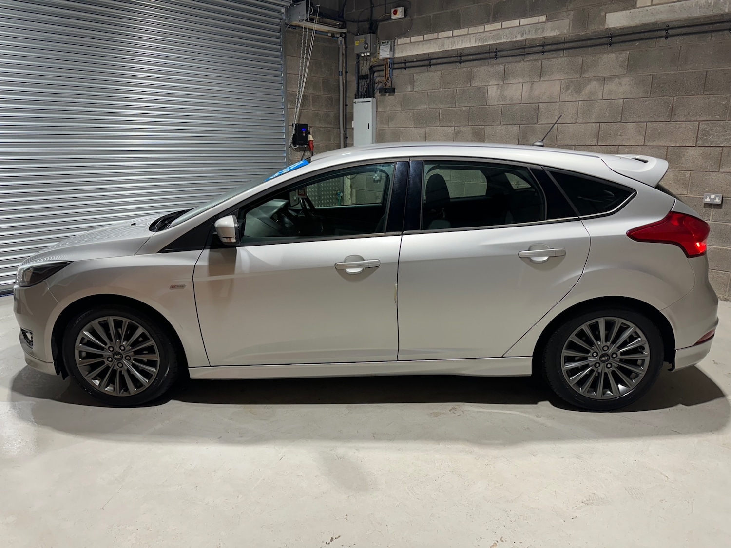 Used Ford Focus 2017 for sale - 77351271: Photo 10