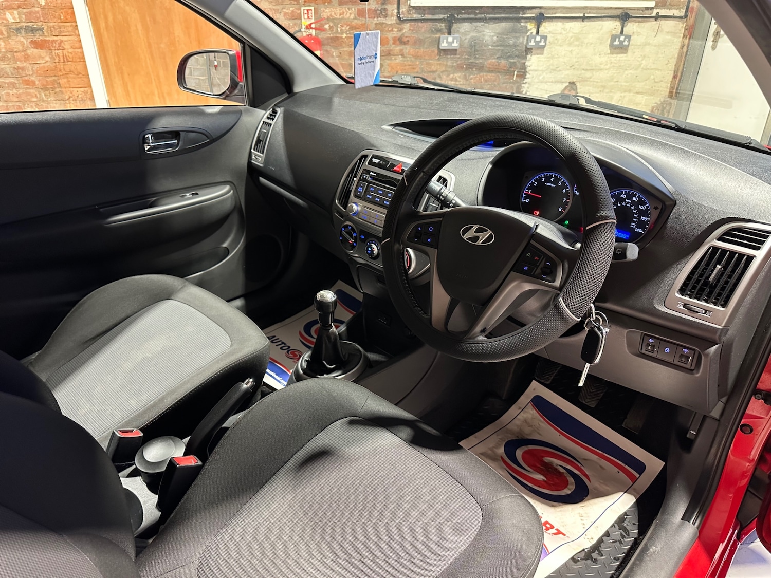 Used Hyundai i20 2013 for sale - 77116284: Photo 14