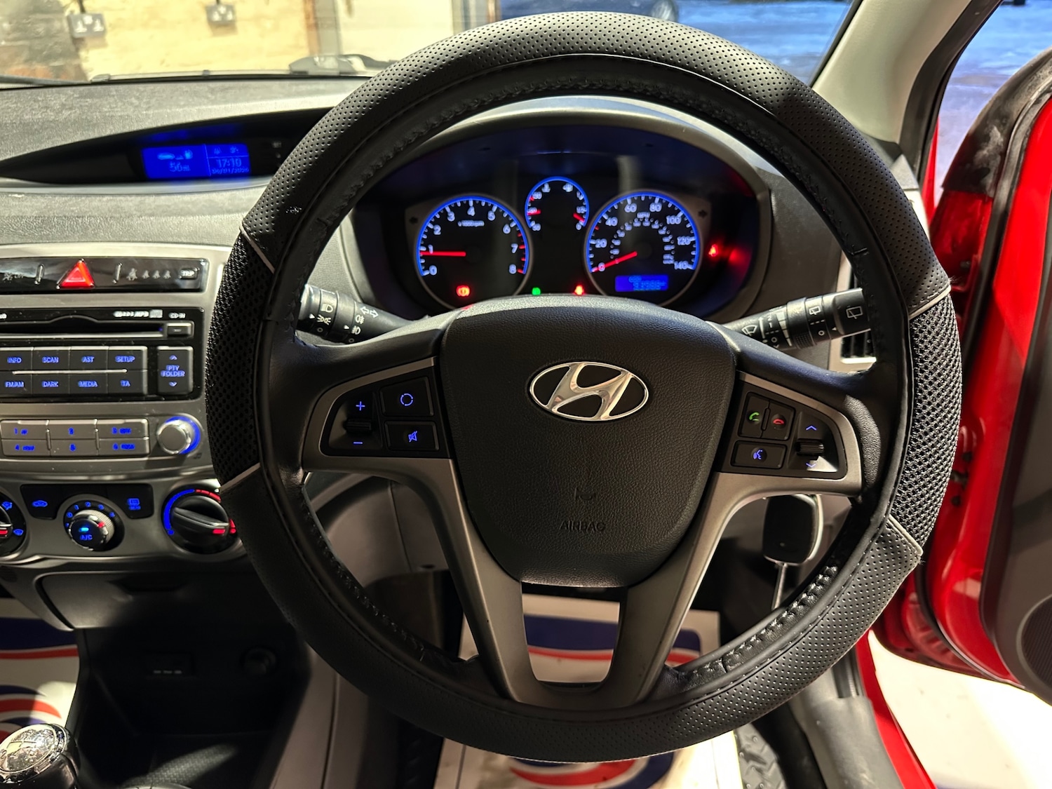 Used Hyundai i20 2013 for sale - 77116284: Photo 19