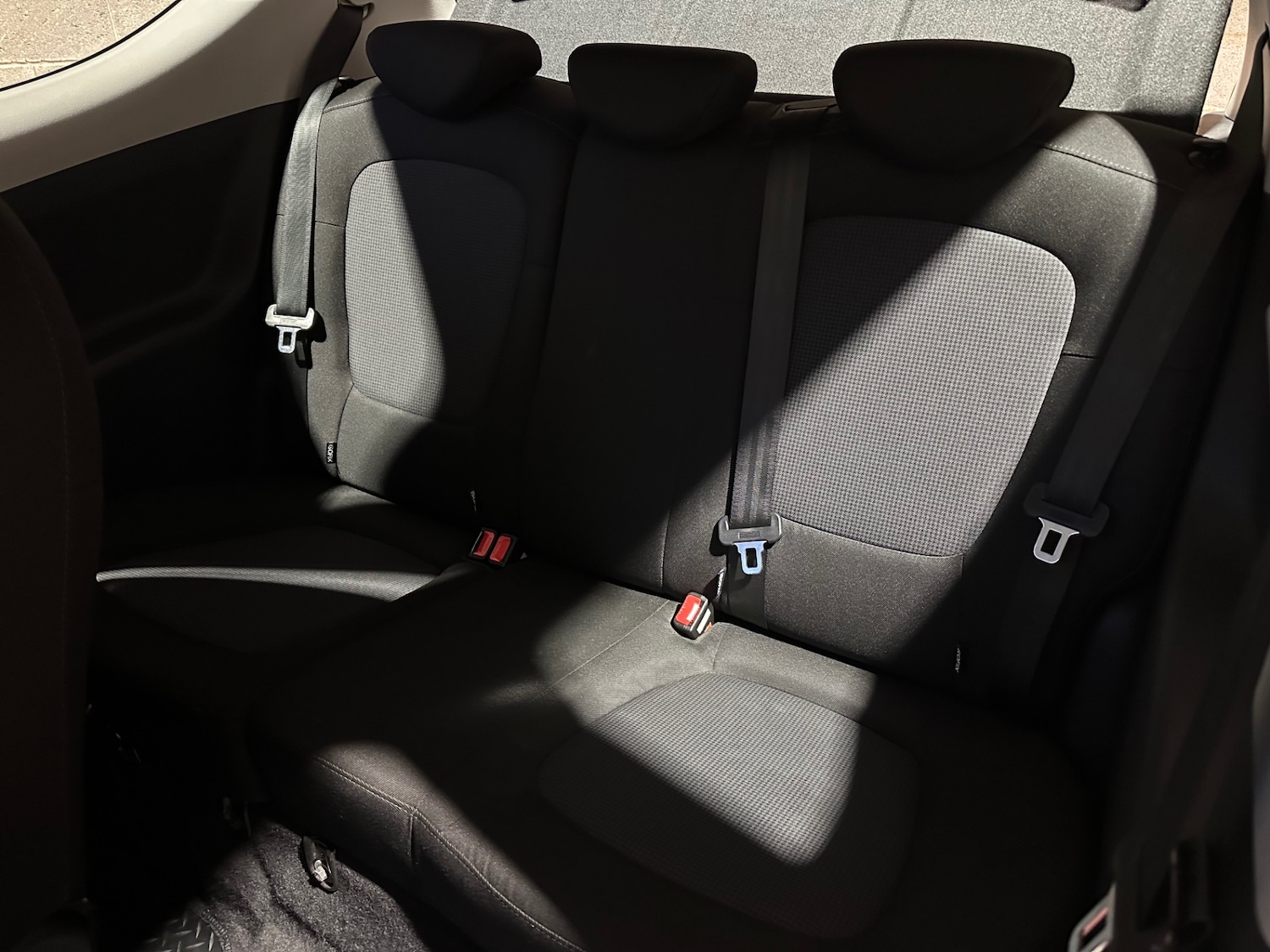 Used Hyundai i20 2013 for sale - 77116284: Photo 31