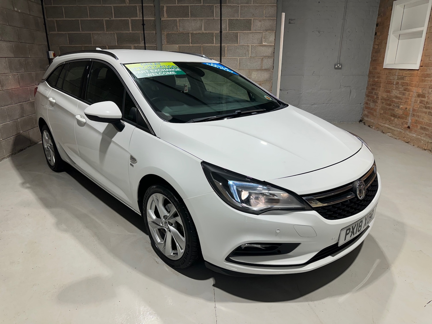 Used Vauxhall Astra 2018 for sale - 76534101: Photo 1