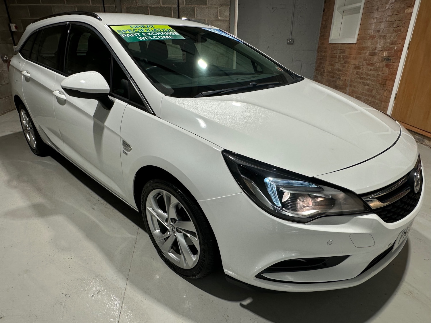Used Vauxhall Astra 2018 for sale - 76534101: Photo 3