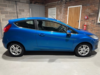 Used Ford Fiesta 2015 for sale - 76196244: Photo 4