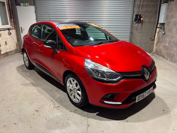 Used Renault Clio 2017 for sale - 79232296: Photo