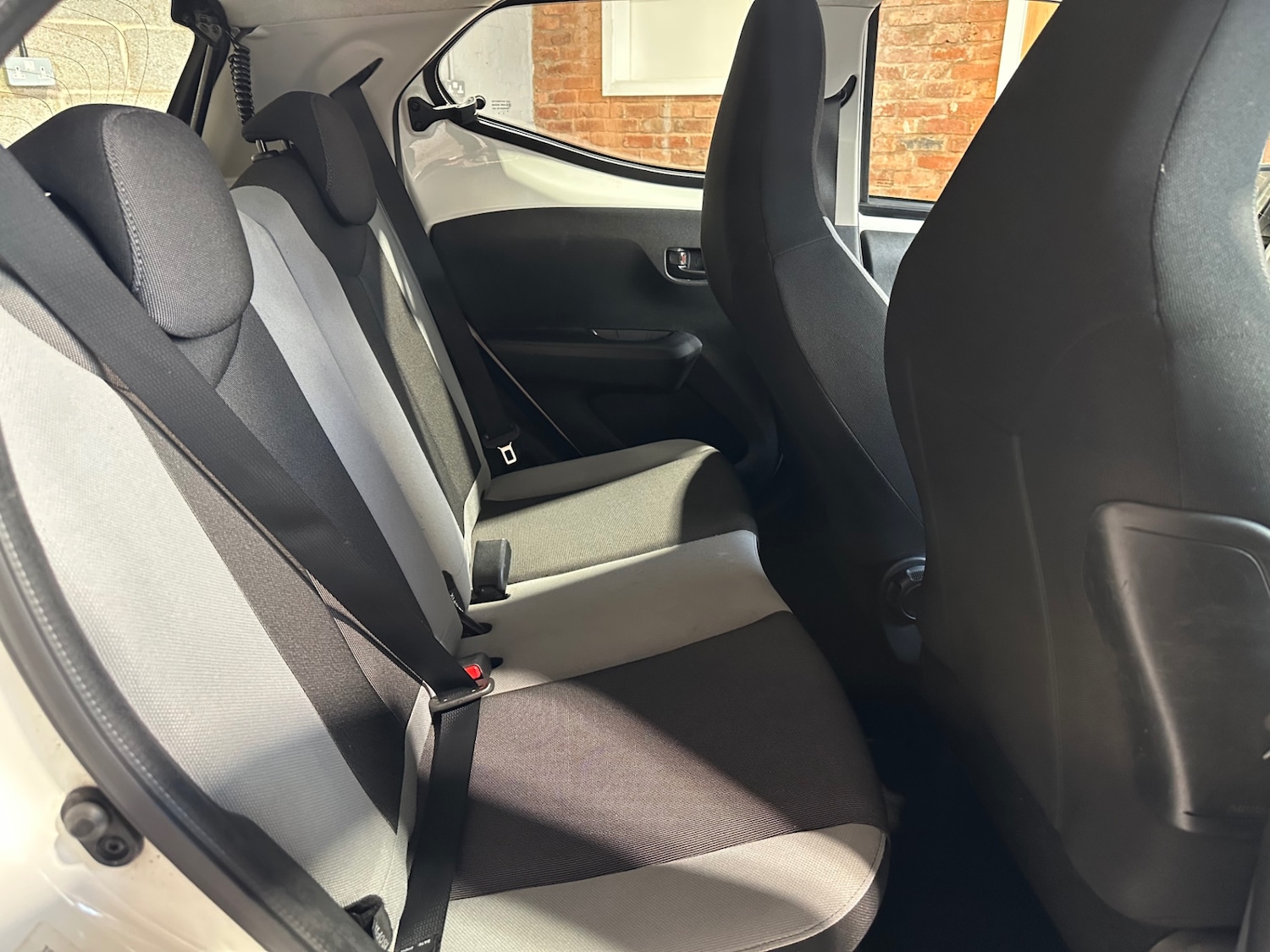 Used Toyota AYGO 2014 for sale - 76881644: Photo 24