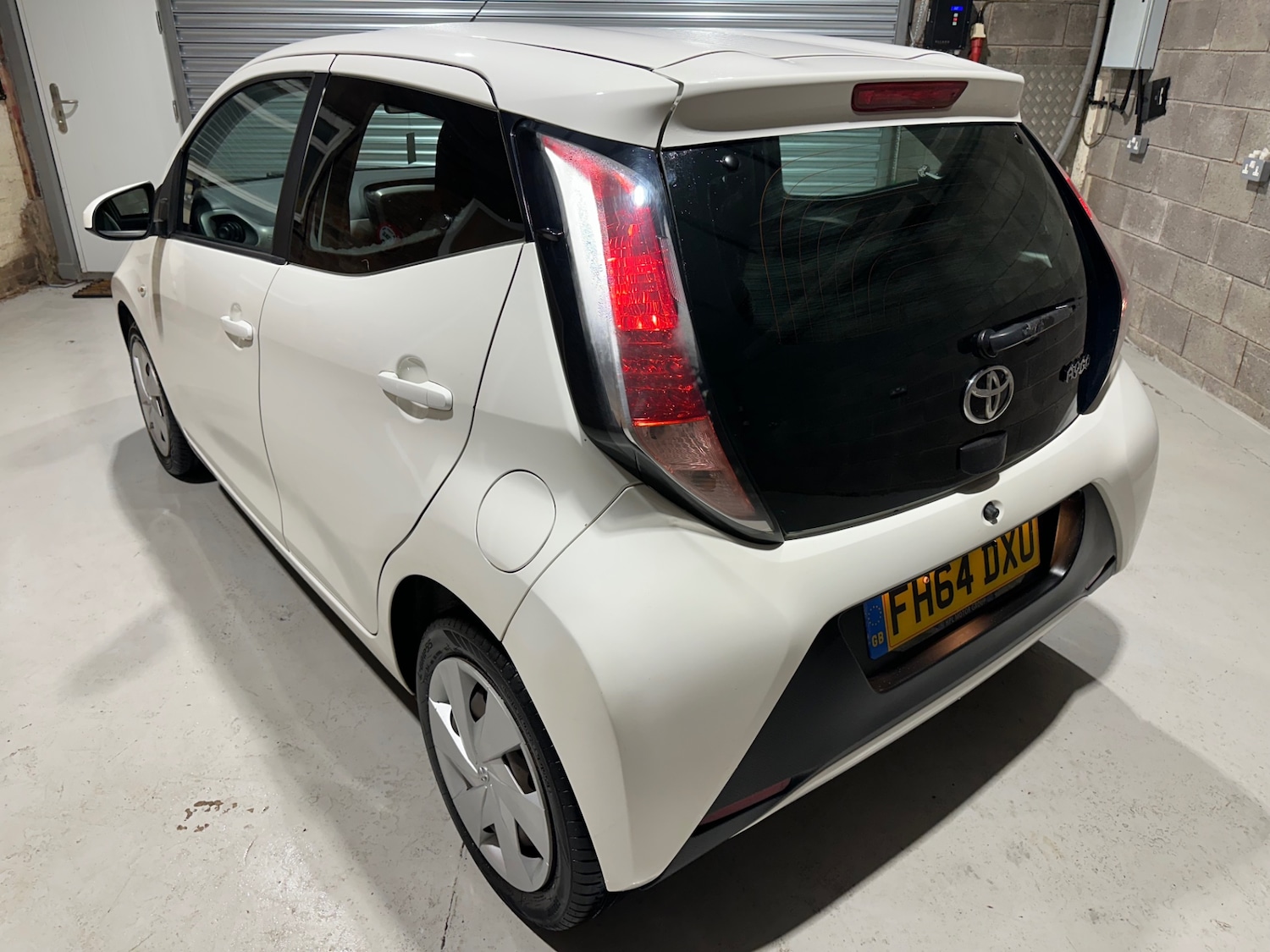 Used Toyota AYGO 2014 for sale - 76881644: Photo 6