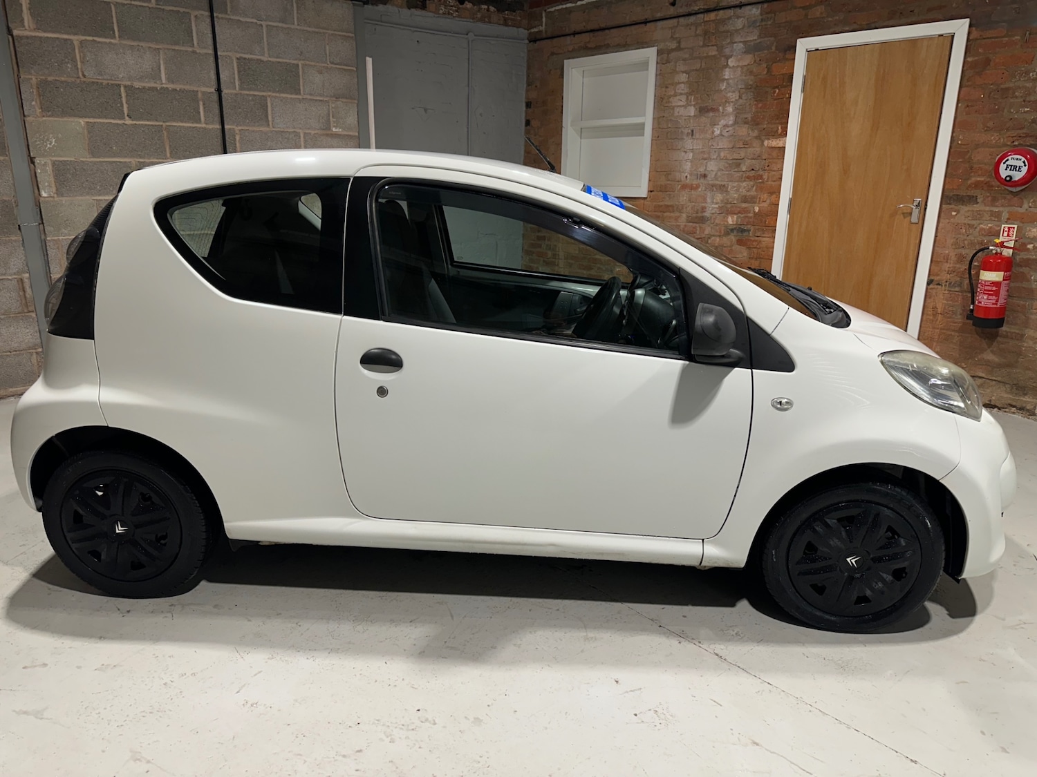 Used Citroen C1 2011 for sale - 76544975: Photo 4