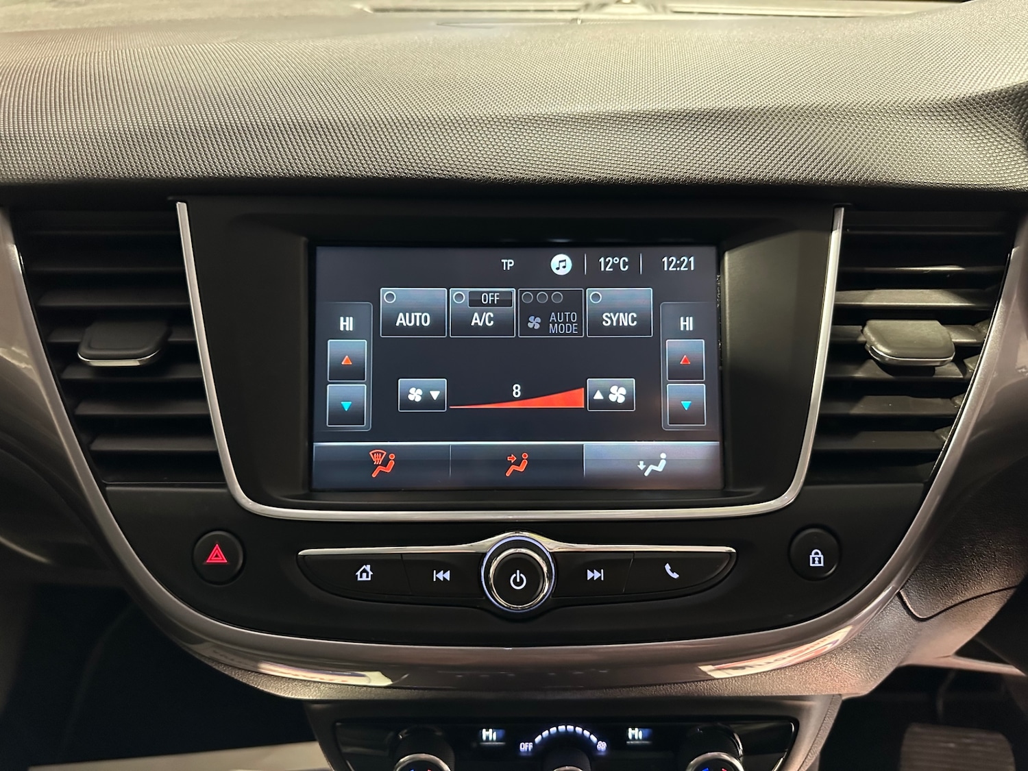 Used Vauxhall Crossland X 2018 for sale - 76892606: Photo 33