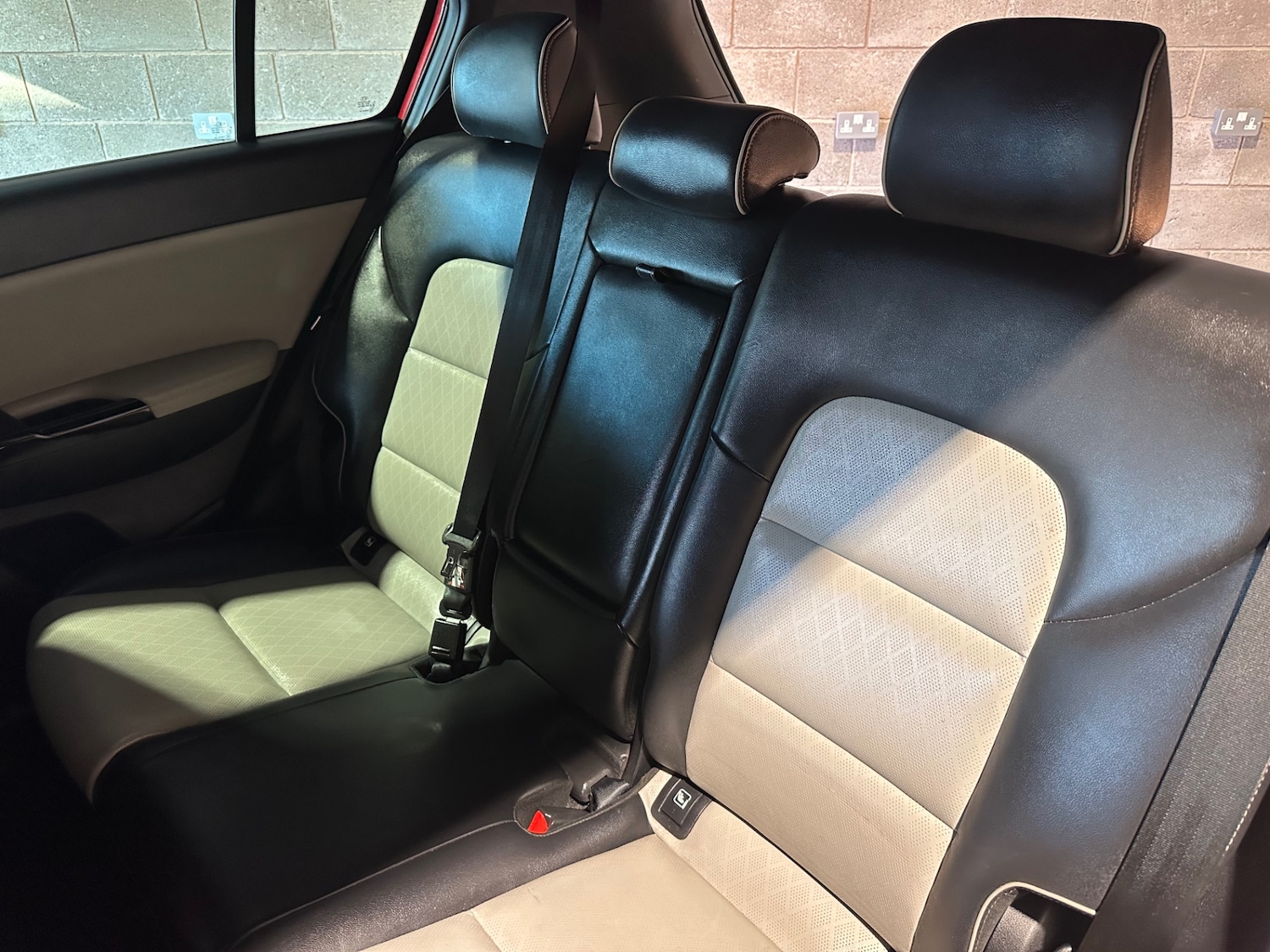 Used Kia Sportage 2016 for sale - 77160131: Photo 32