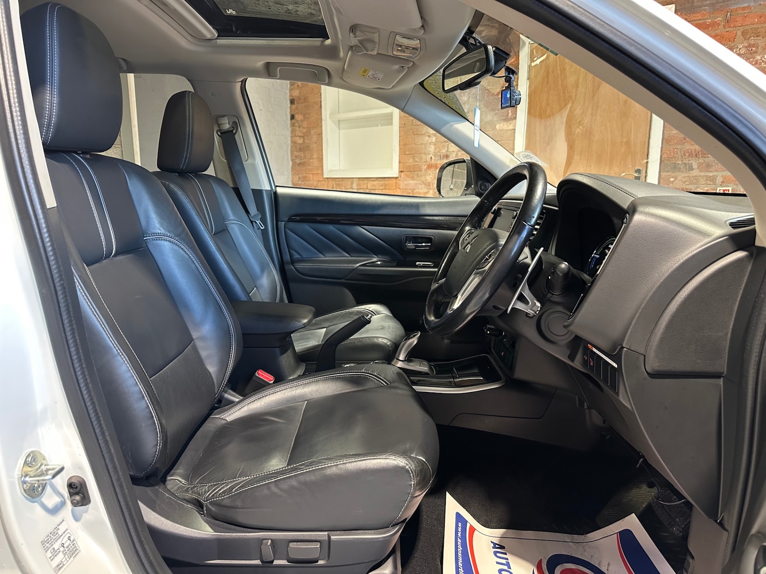 Used Mitsubishi Outlander 2016 for sale - 77186522: Photo 17