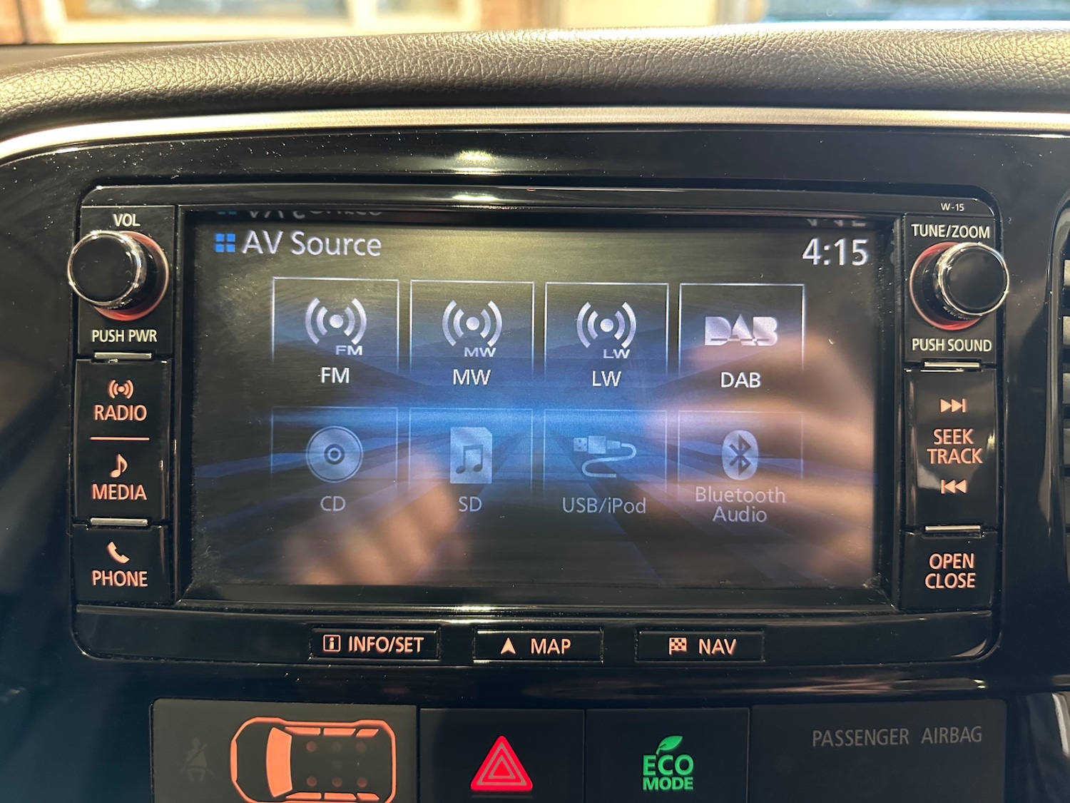 Used Mitsubishi Outlander 2016 for sale - 77186522: Photo 25