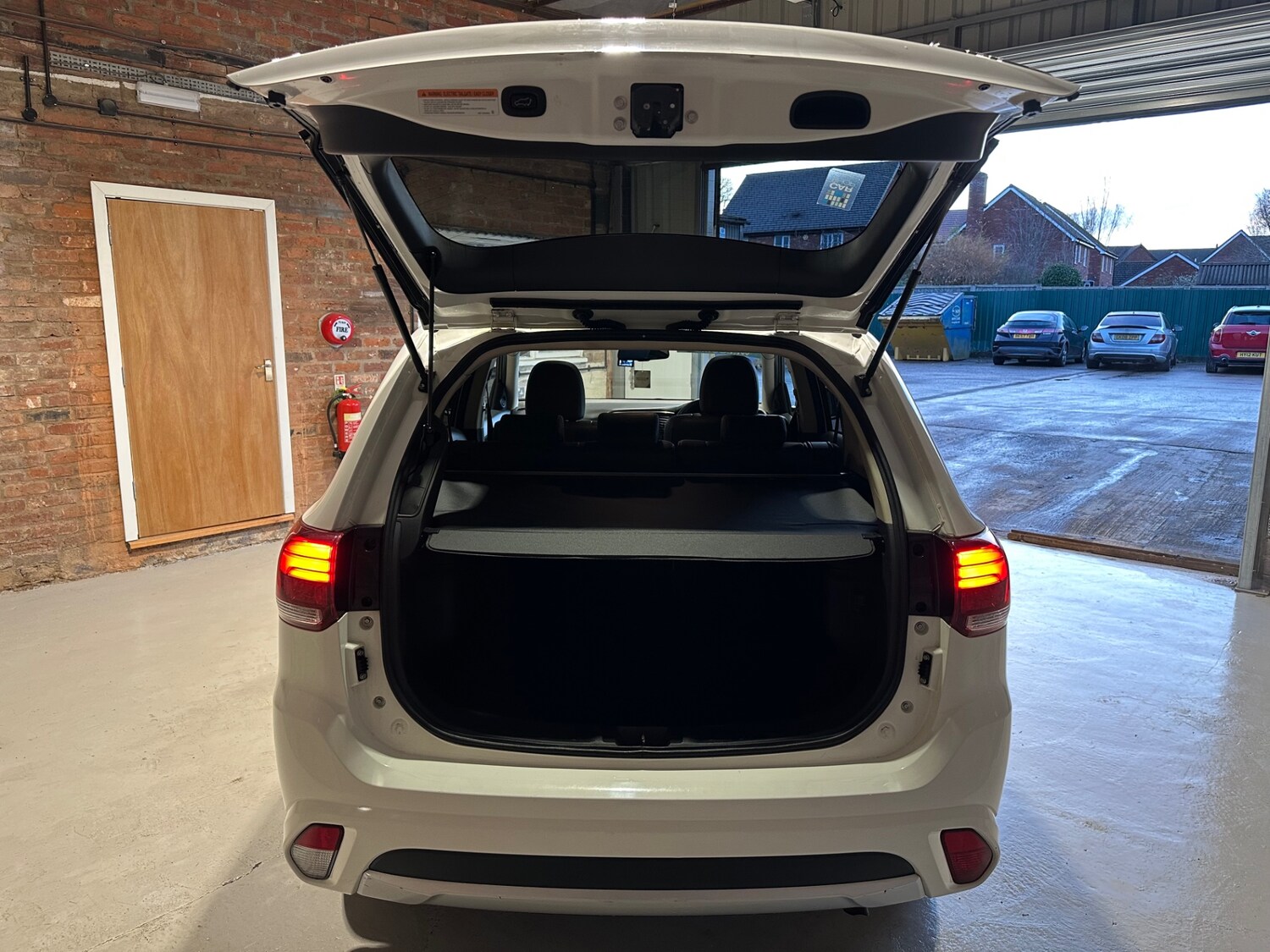 Used Mitsubishi Outlander 2016 for sale - 77186522: Photo 34