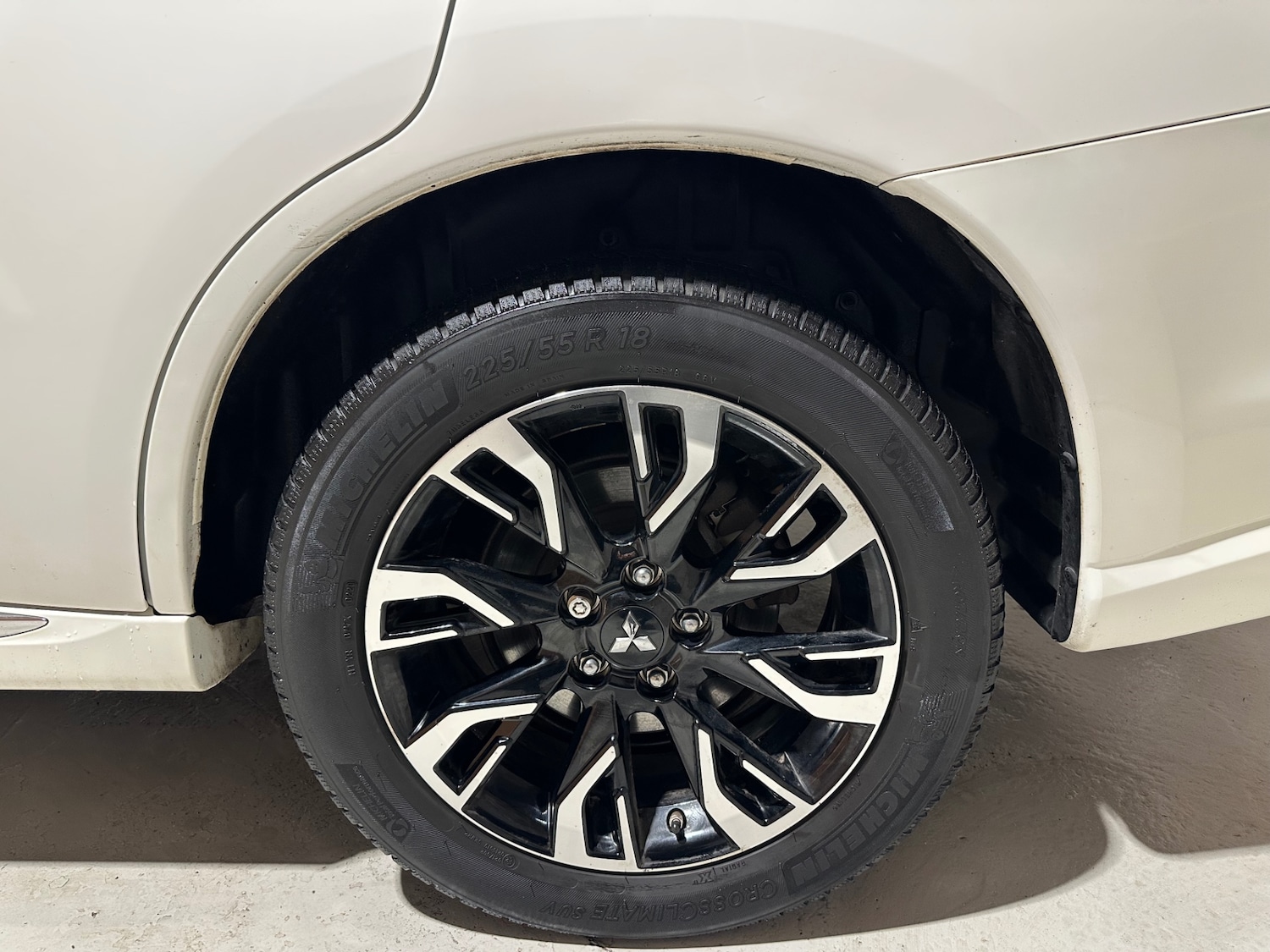 Used Mitsubishi Outlander 2016 for sale - 77186522: Photo 44