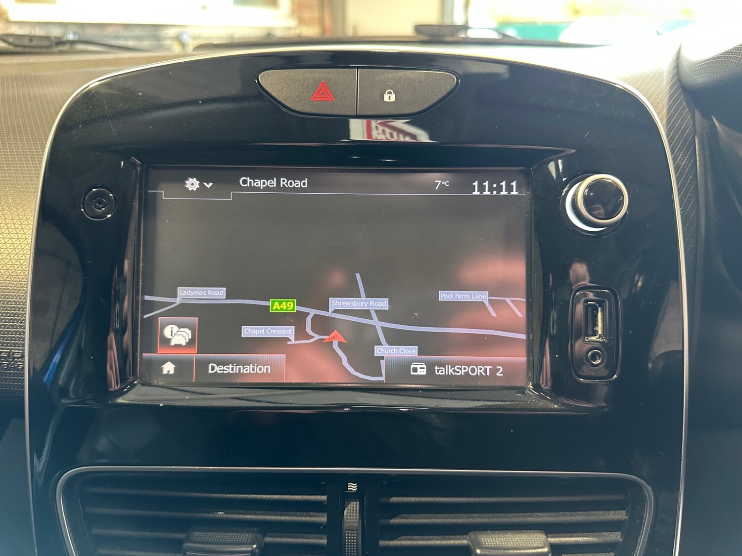 Used Renault Clio 2018 for sale - 77483090: Photo 25