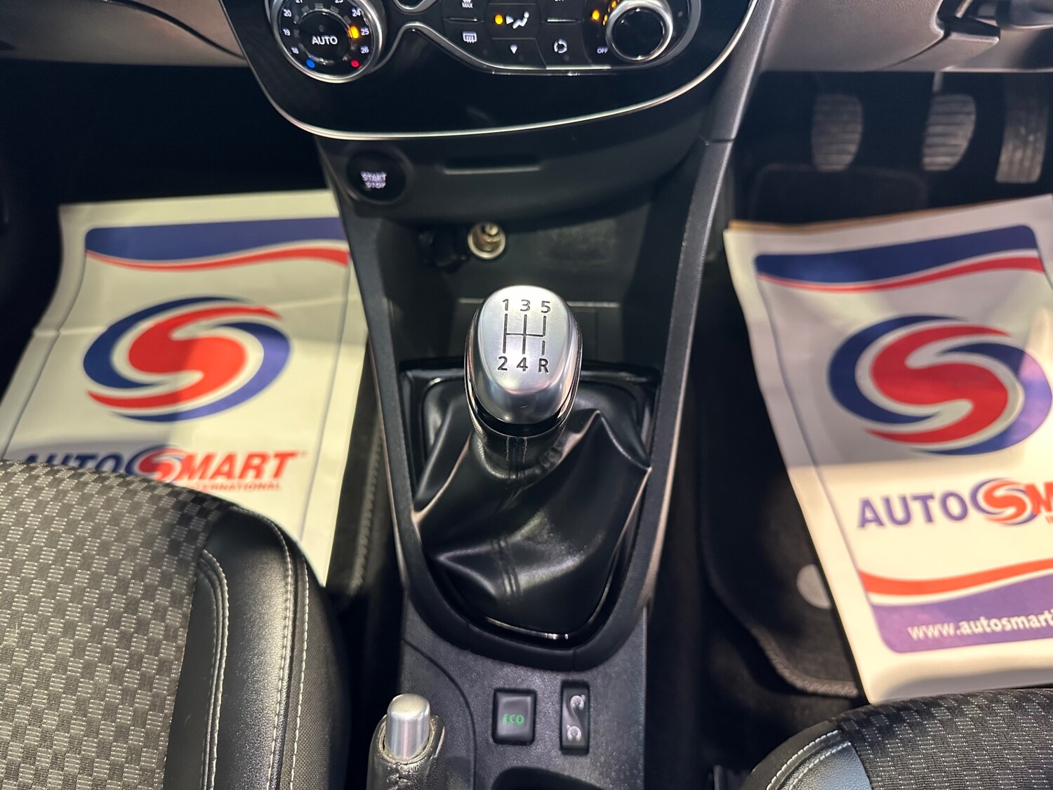 Used Renault Clio 2018 for sale - 77483090: Photo 31