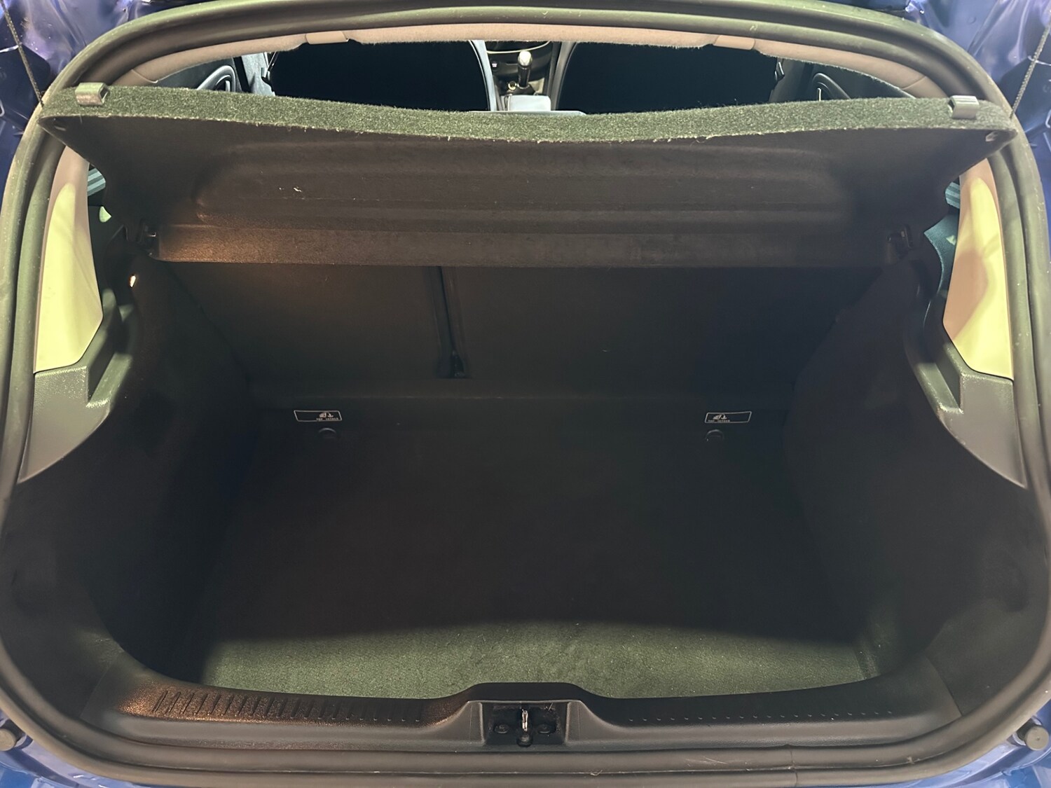 Used Renault Clio 2018 for sale - 77483090: Photo 37