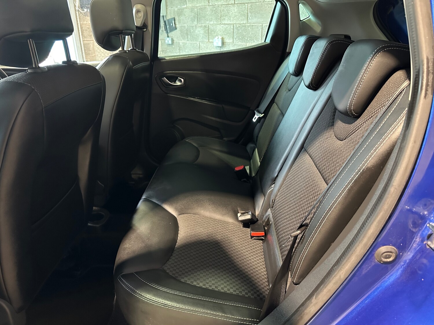 Used Renault Clio 2018 for sale - 77483090: Photo 41