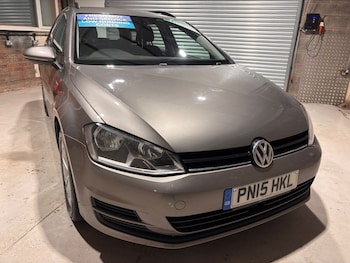 Used Volkswagen Golf 2015 for sale - 78554921: Photo