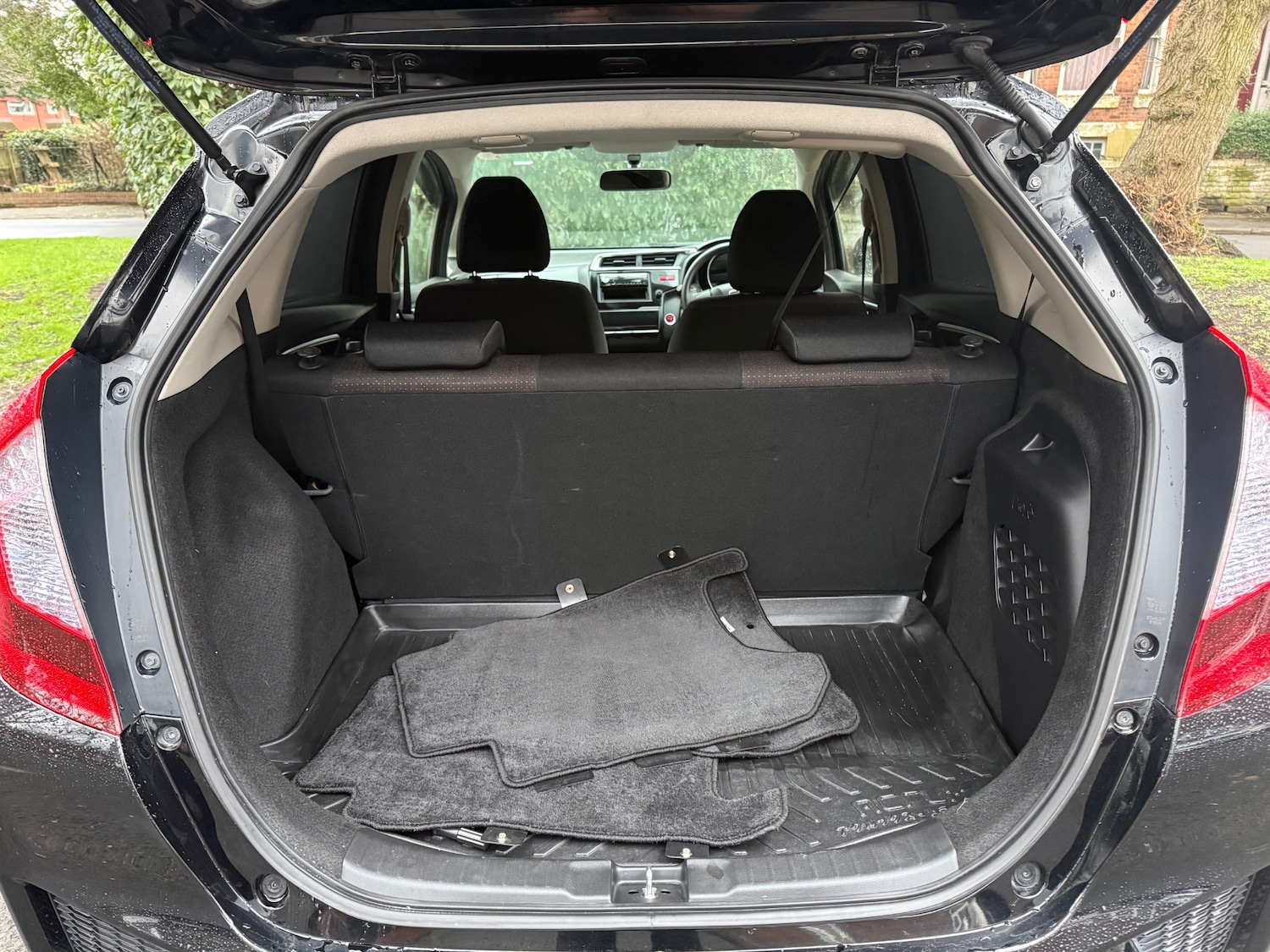 Used Honda Fit 2014 for sale - 77926766: Photo 14