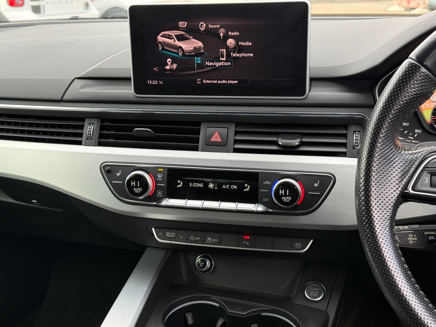 Used Audi A4 2017 for sale - 77926701: Photo 8