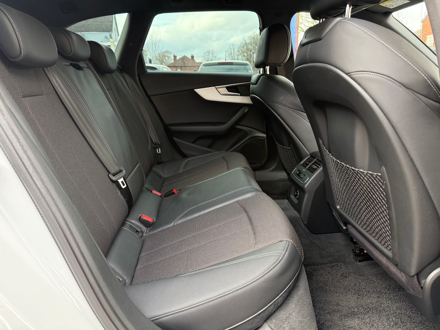 Used Audi A4 2017 for sale - 77926701: Photo 9