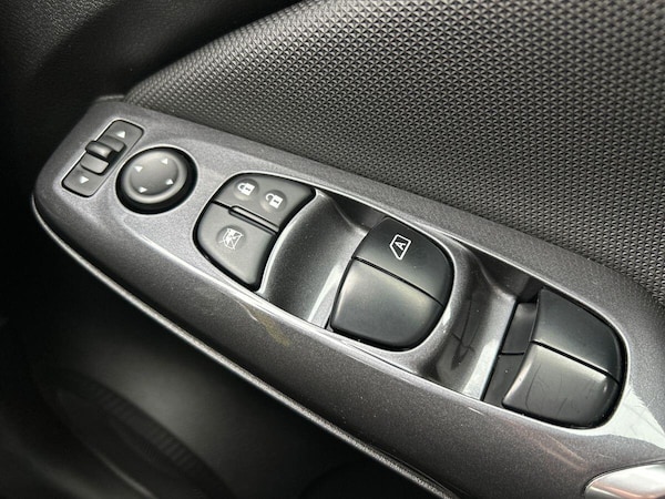 Used Nissan Juke 2023 for sale - 76017484: Photo 29