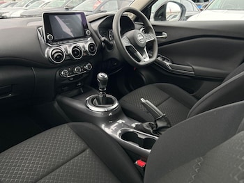 Used Nissan Juke 2023 for sale - 76017484: Photo 2