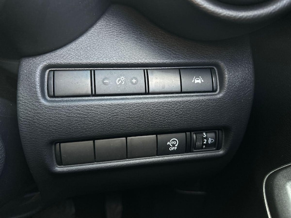 Used Nissan Juke 2022 for sale - 76300453: Photo 32